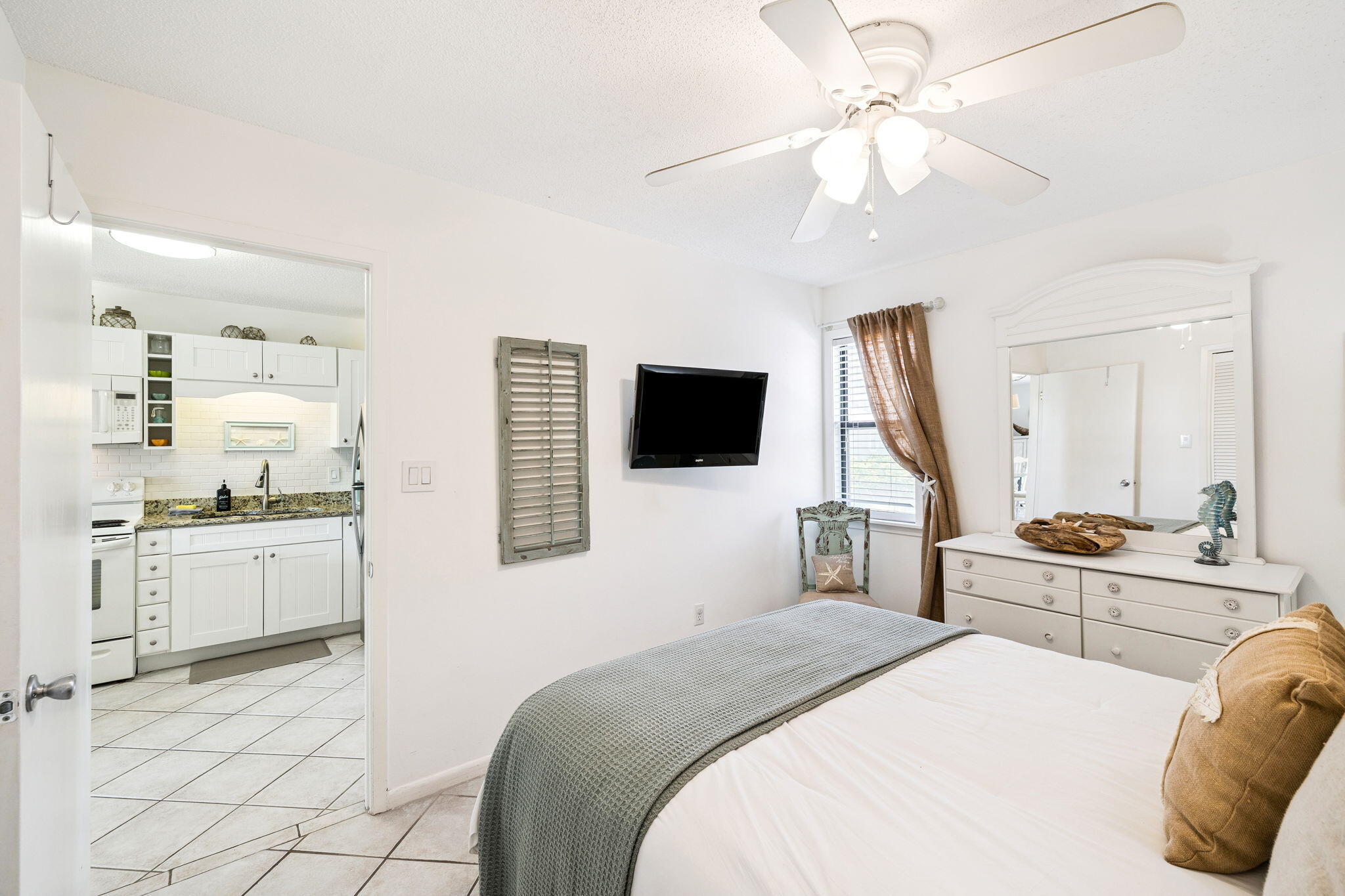 BEACHWOOD VILLAS CONDO - Residential
