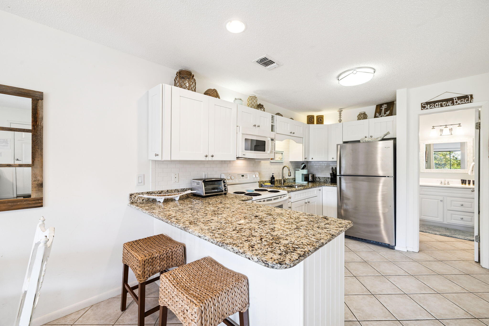 BEACHWOOD VILLAS CONDO - Residential