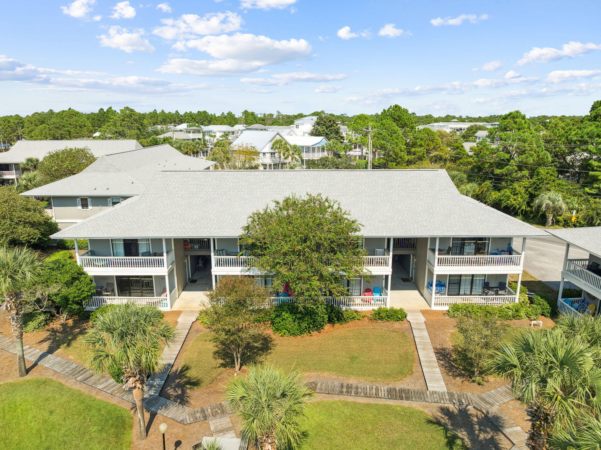 BEACHWOOD VILLAS CONDO - Residential