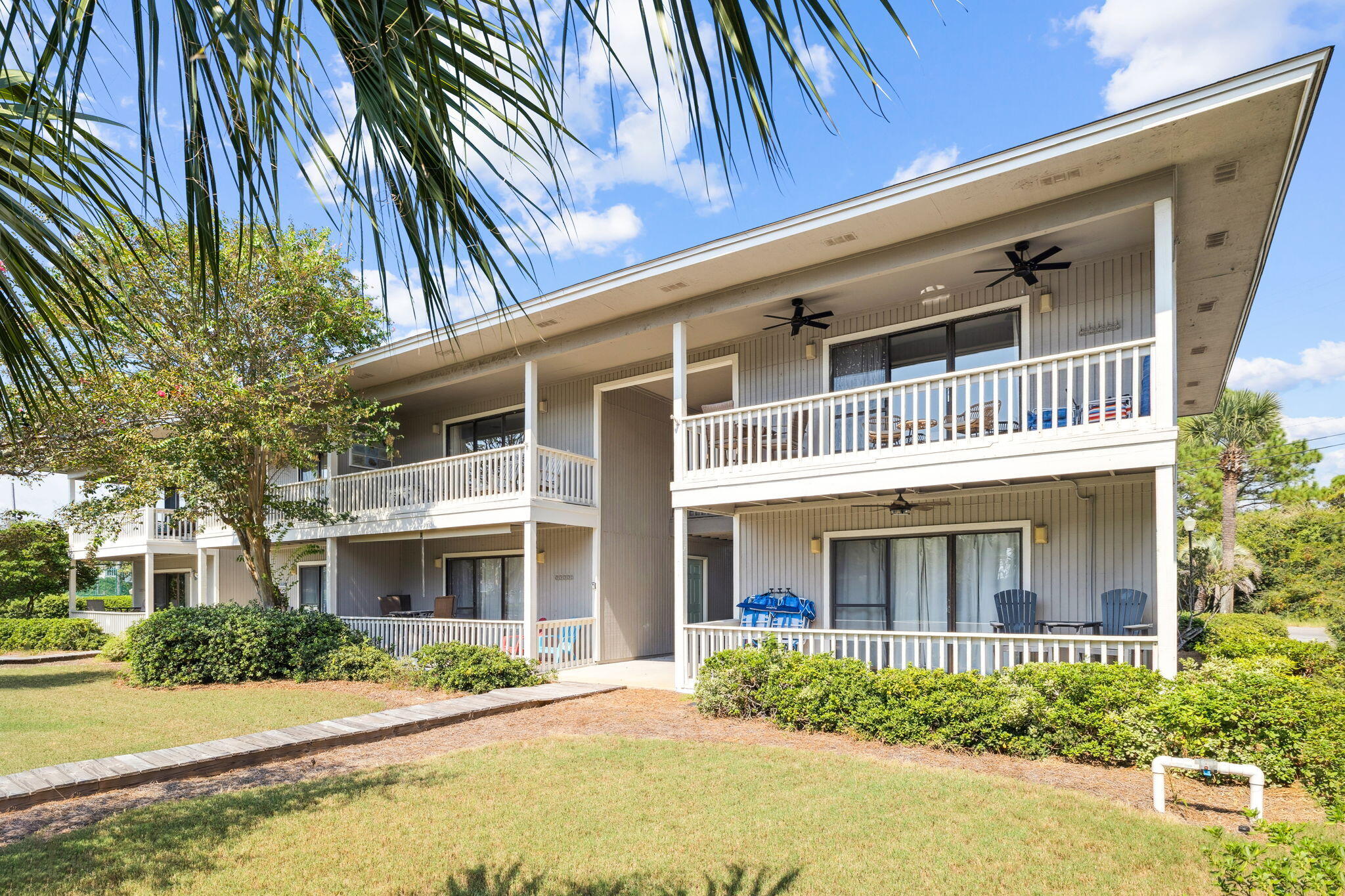 BEACHWOOD VILLAS CONDO - Residential