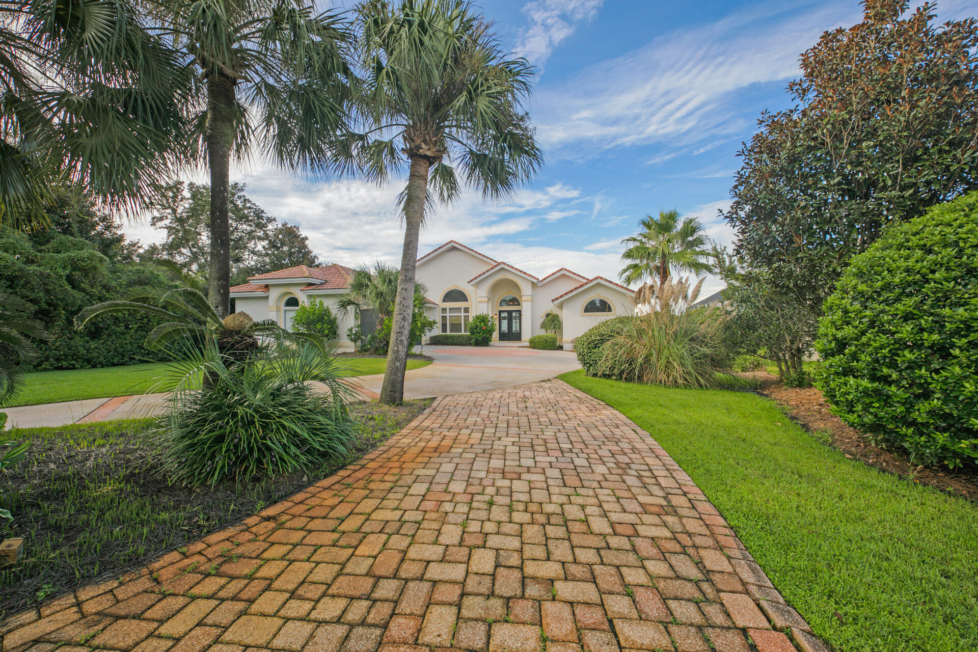 Emerald Bay BAYWINDS GOLF EST PH 1 - Residential