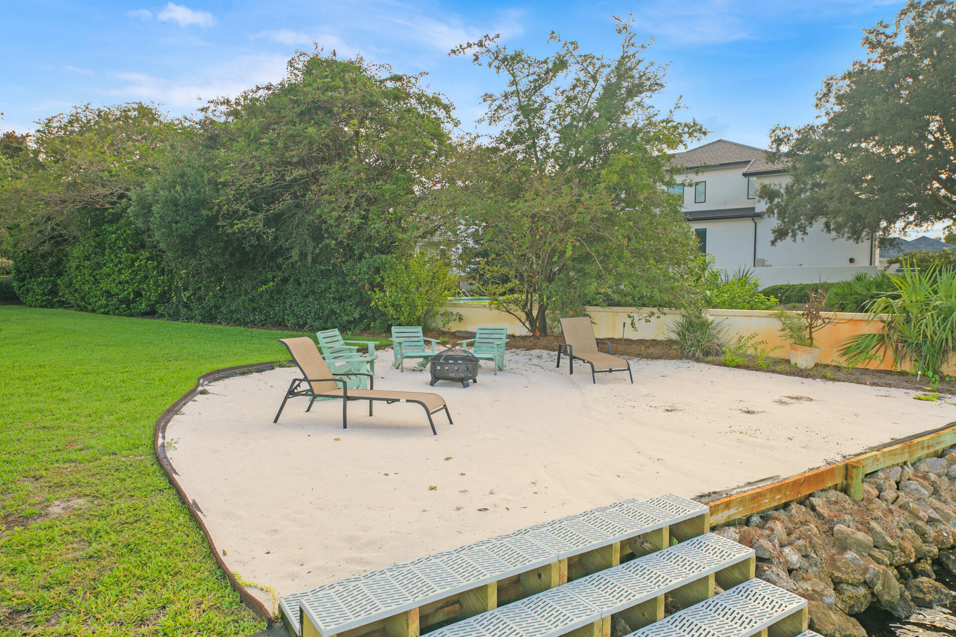 Emerald Bay BAYWINDS GOLF EST PH 1 - Residential