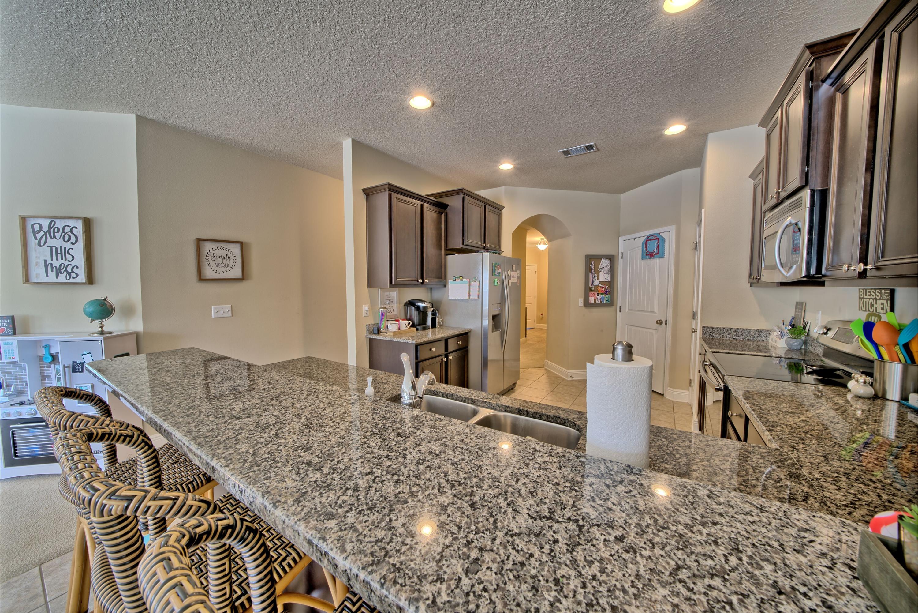 HAMMOCK BAY - Residential