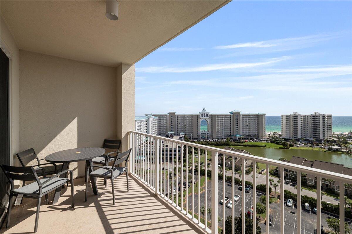ARIEL DUNES II - Residential