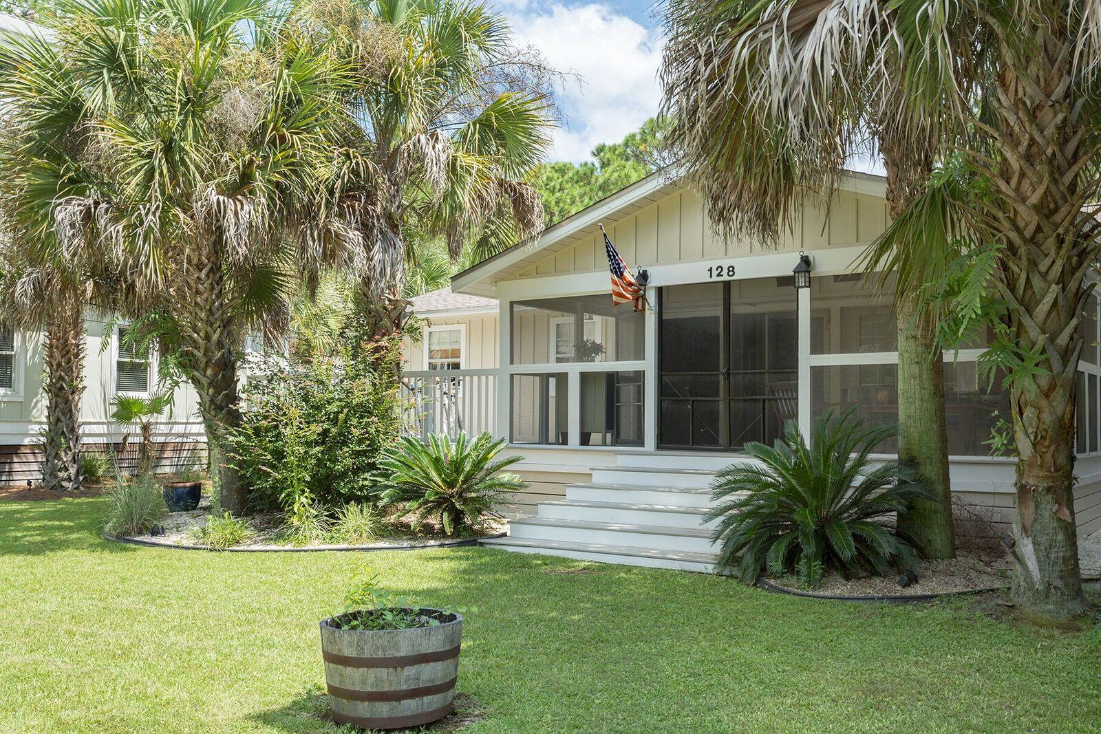 GULF SHORE MANOR - Residential