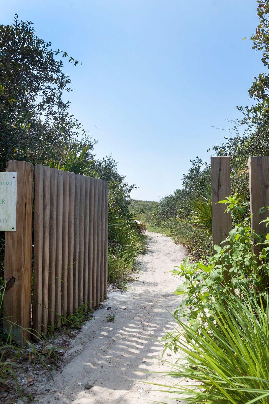 GULF SHORE MANOR - Residential