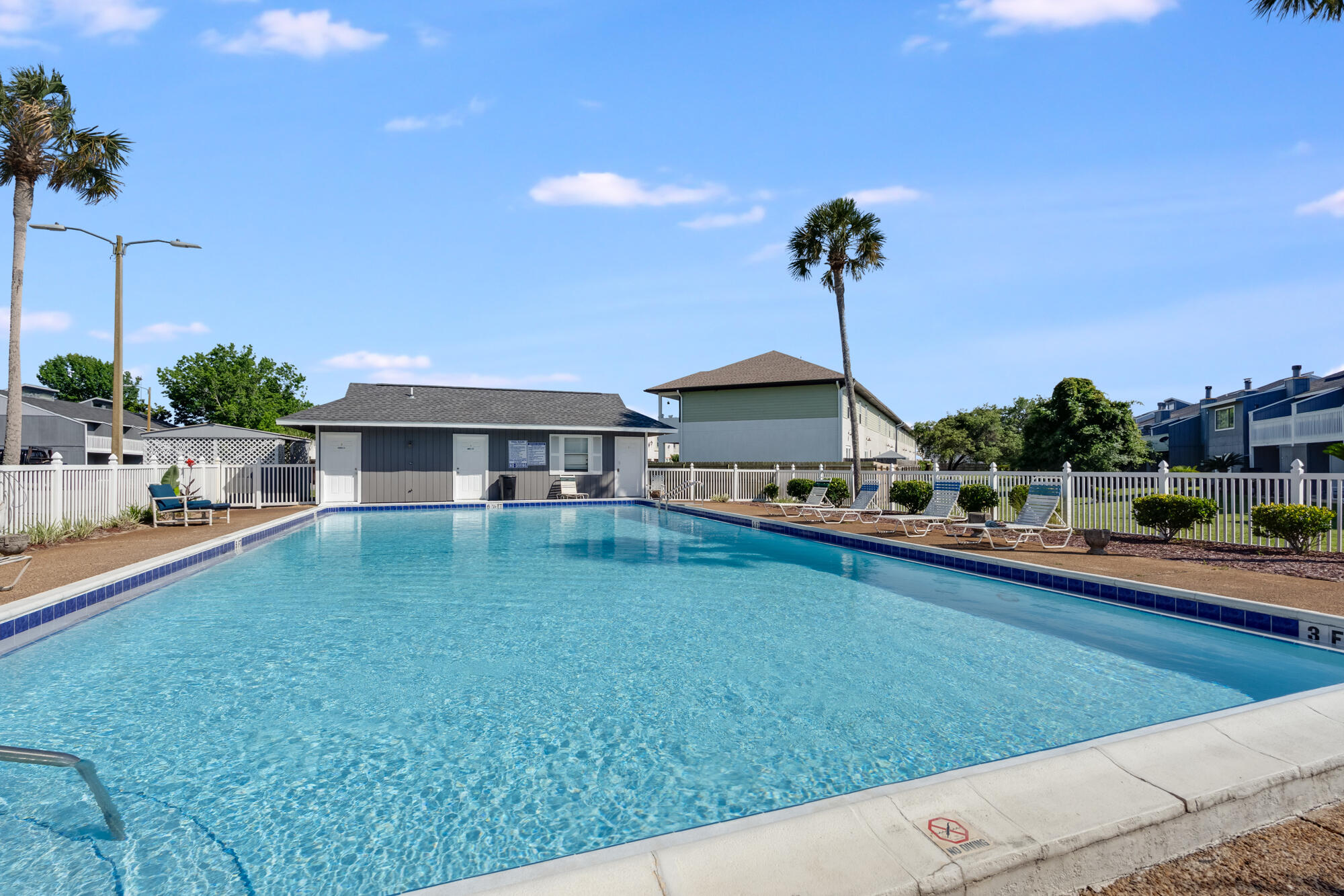 DESTIN RACQUET CLUB T/H - Residential