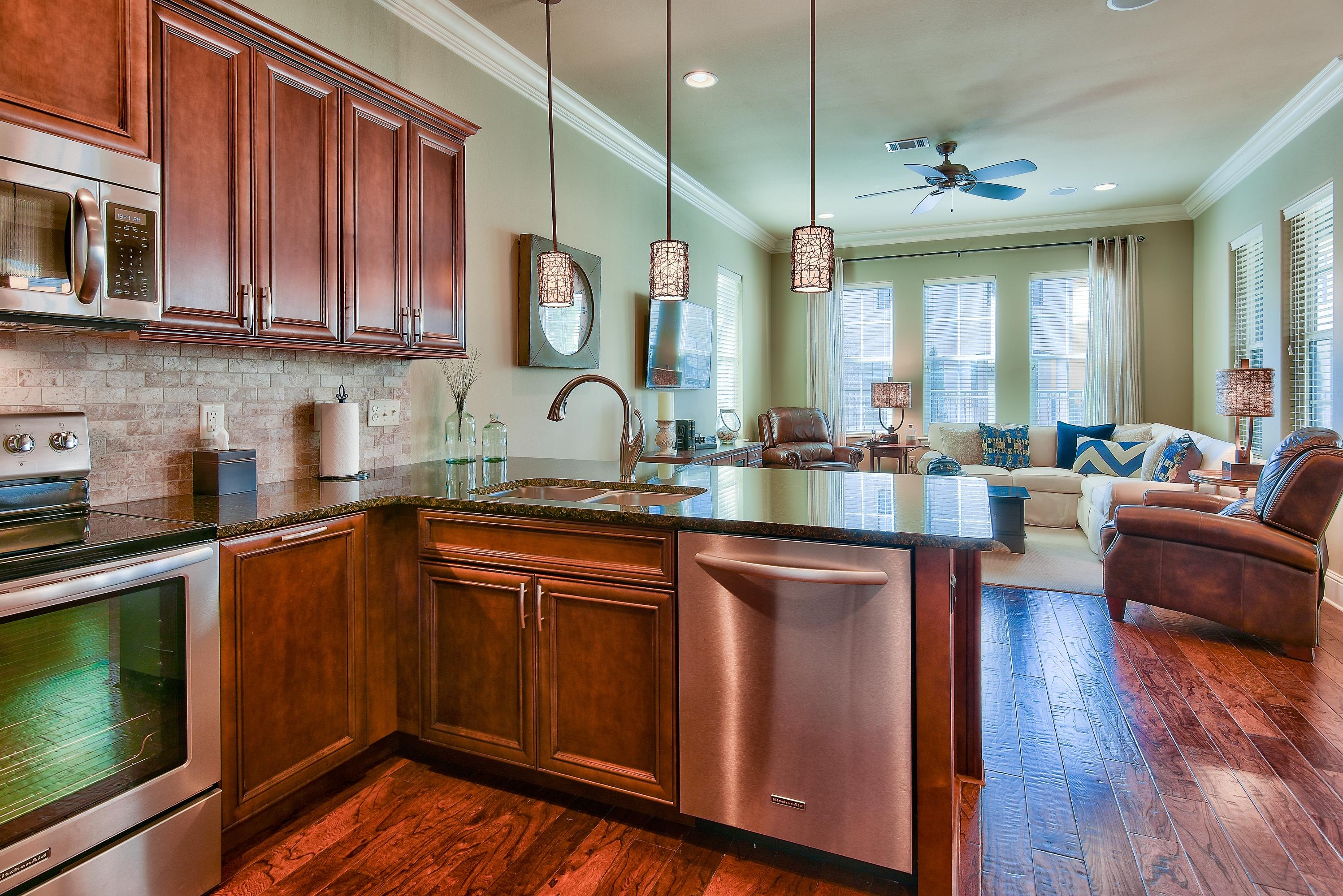 VILLA LAGO - Residential