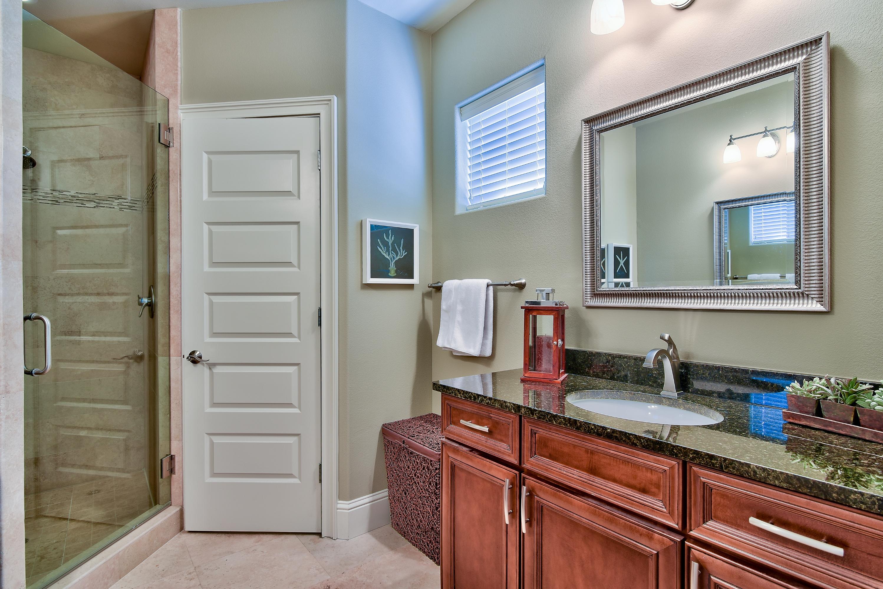 VILLA LAGO - Residential