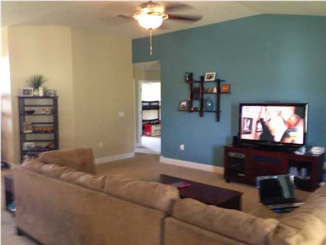 SILVER SPRINGS EST - Residential