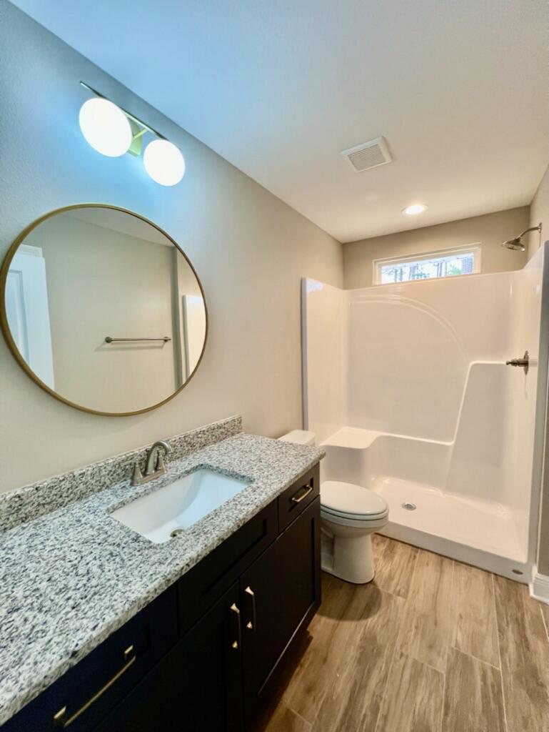 HOLLEY BY THE SEA - Residential