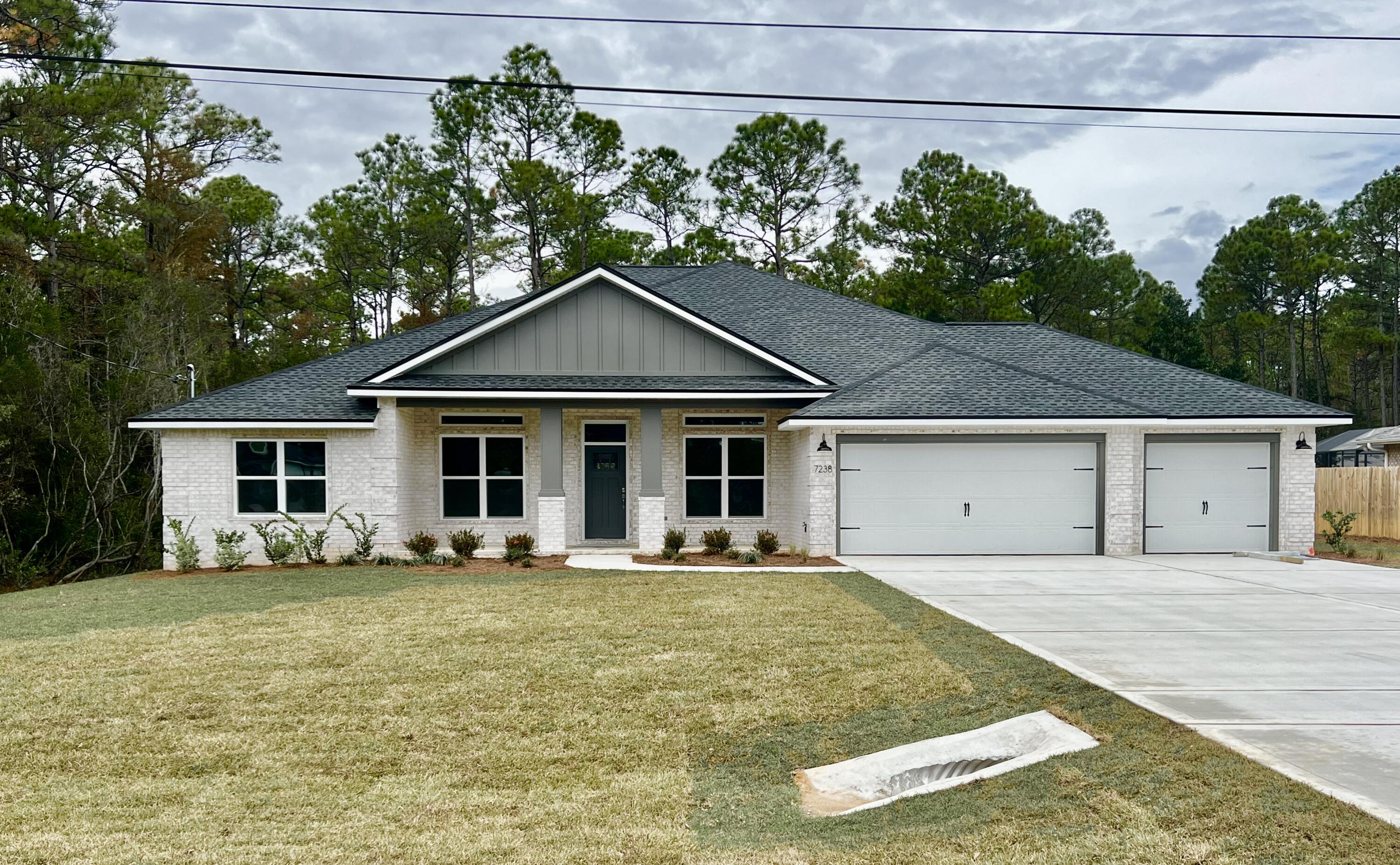 HOLLEY BY THE SEA - Residential