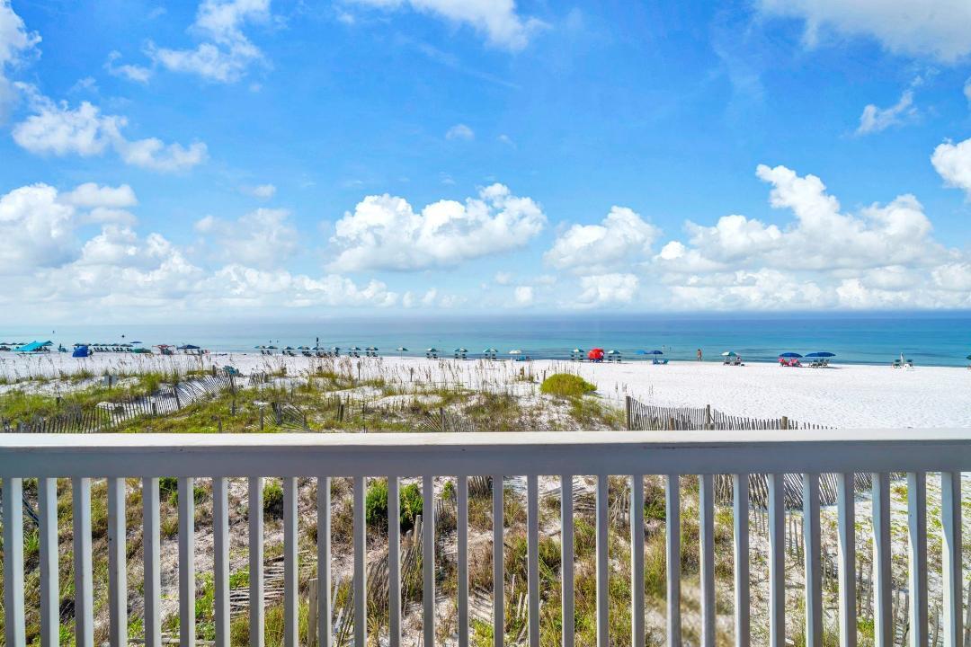 LEEWARD CONDO - Residential