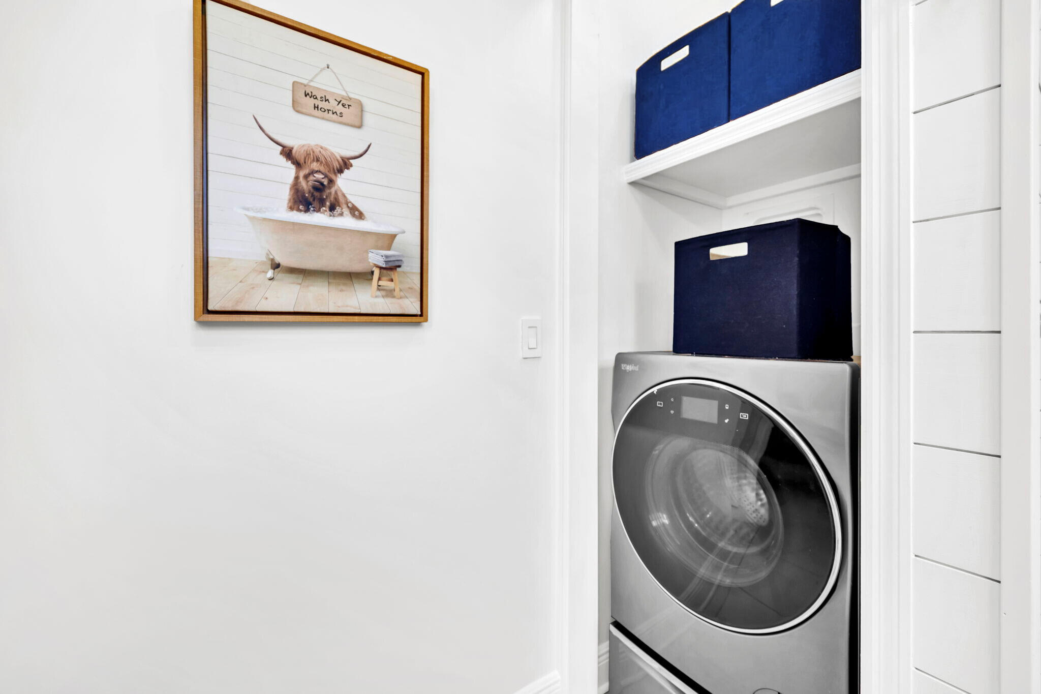 LEEWARD CONDO - Residential