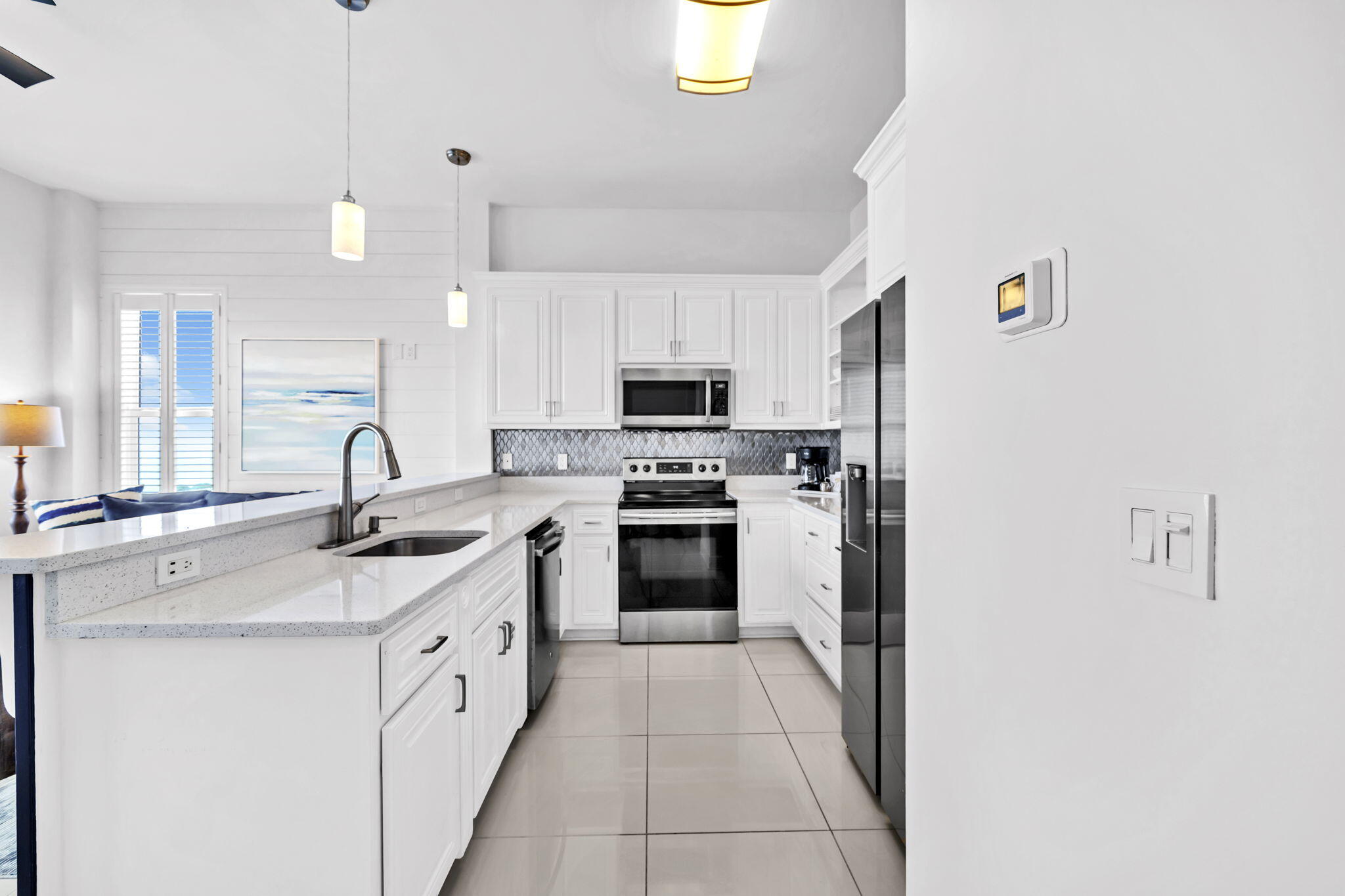 LEEWARD CONDO - Residential