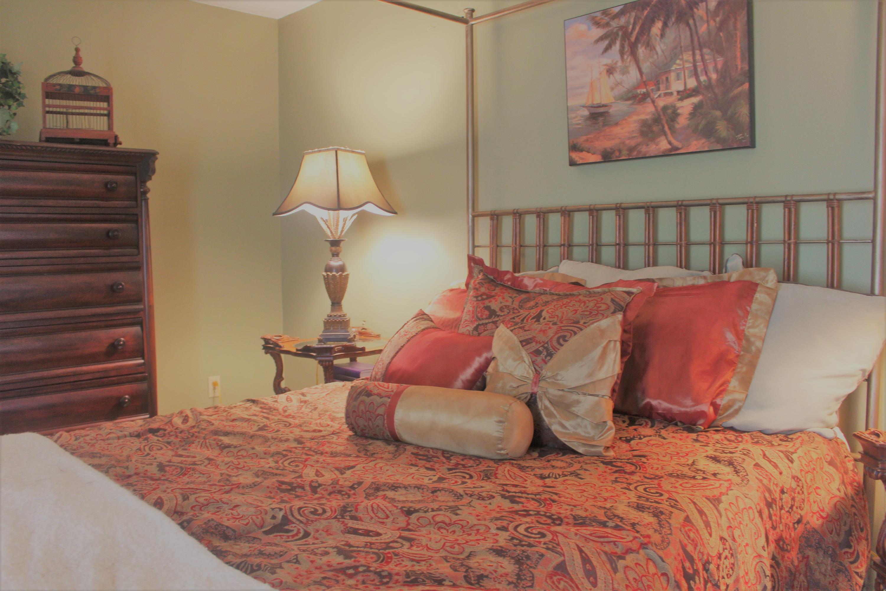 BLUE PINE VILLAGE - Residential