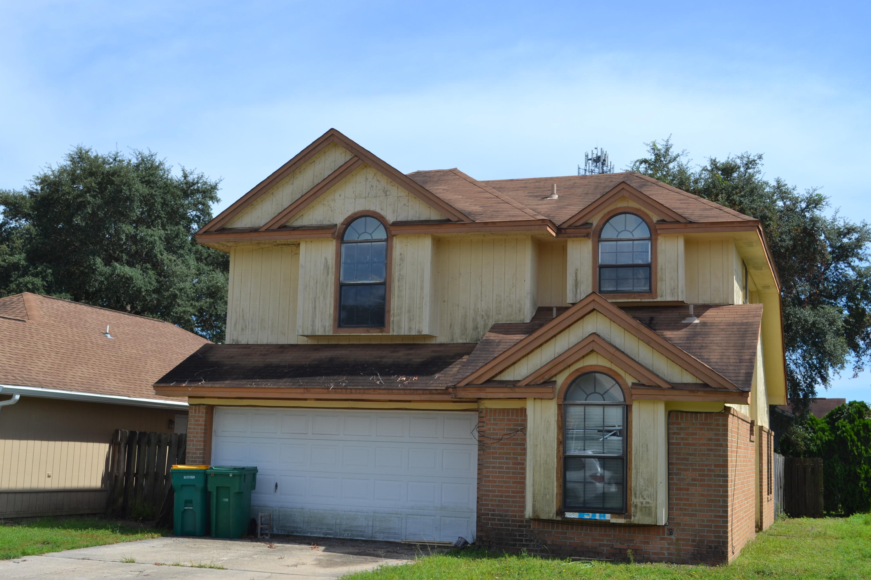 WOODLAND PARK EST - Residential