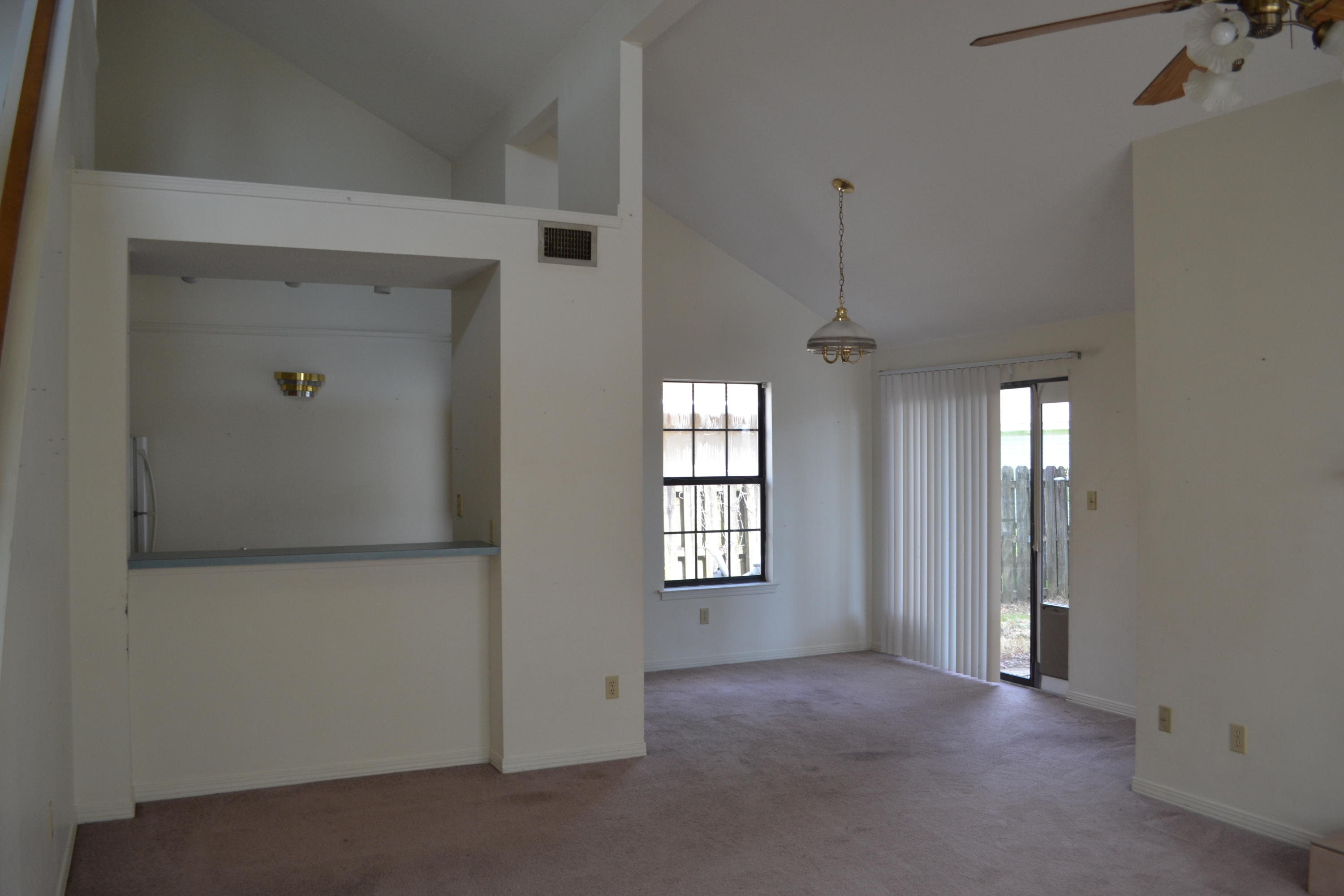 WOODLAND PARK EST - Residential