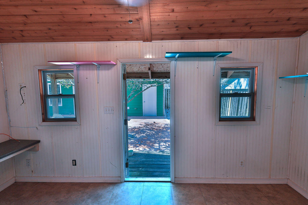 PINE MEADOWS 2ND ADDN - Residential