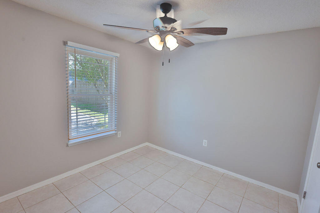 PINE MEADOWS 2ND ADDN - Residential