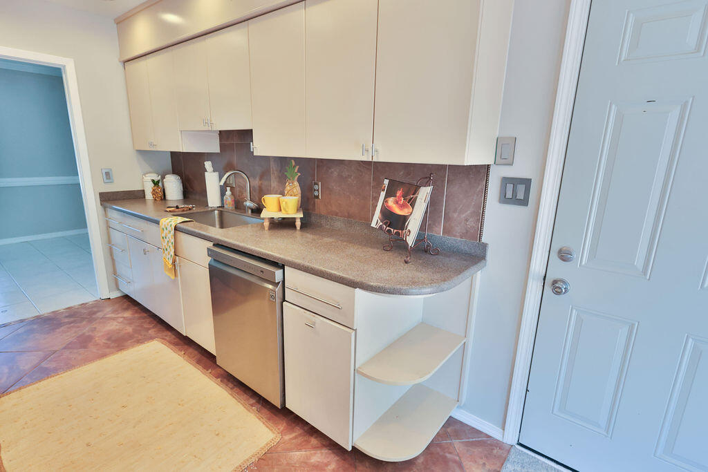 PINE MEADOWS 2ND ADDN - Residential