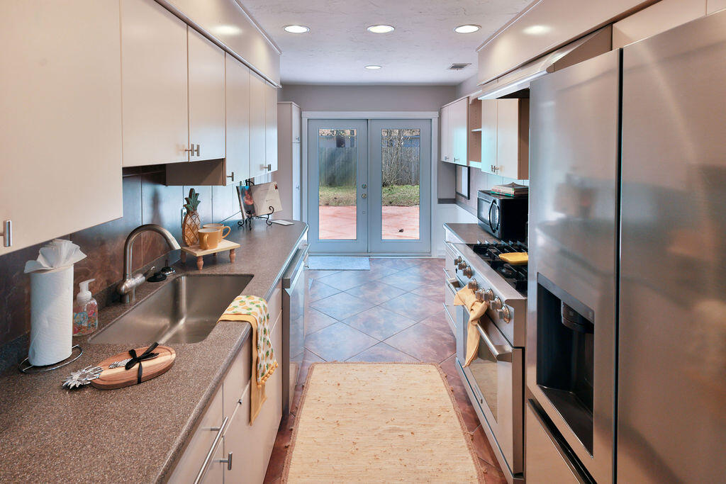 PINE MEADOWS 2ND ADDN - Residential