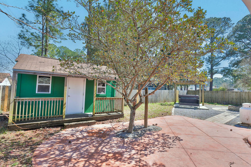 PINE MEADOWS 2ND ADDN - Residential