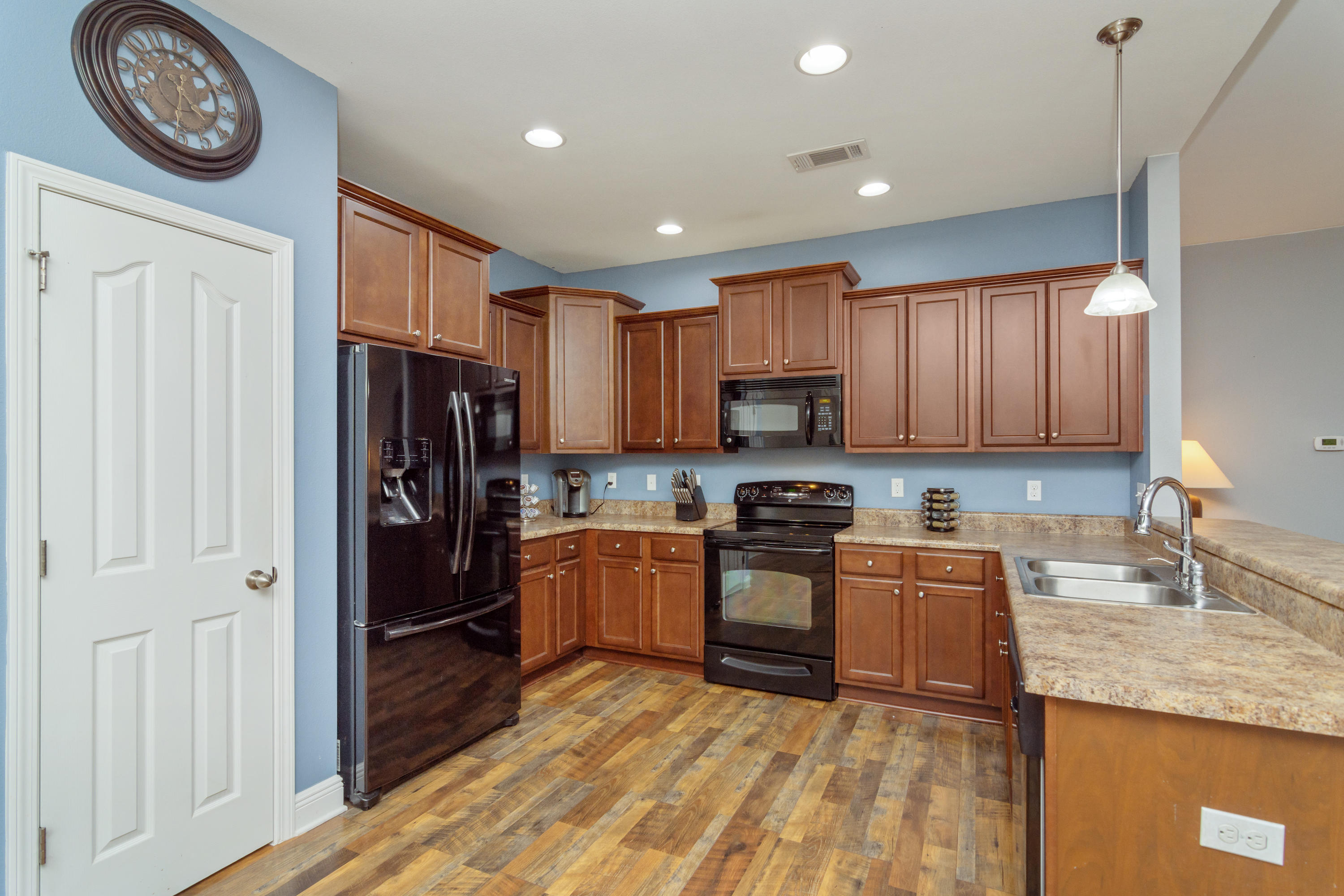 ROLLING RIDGE S/D - Residential