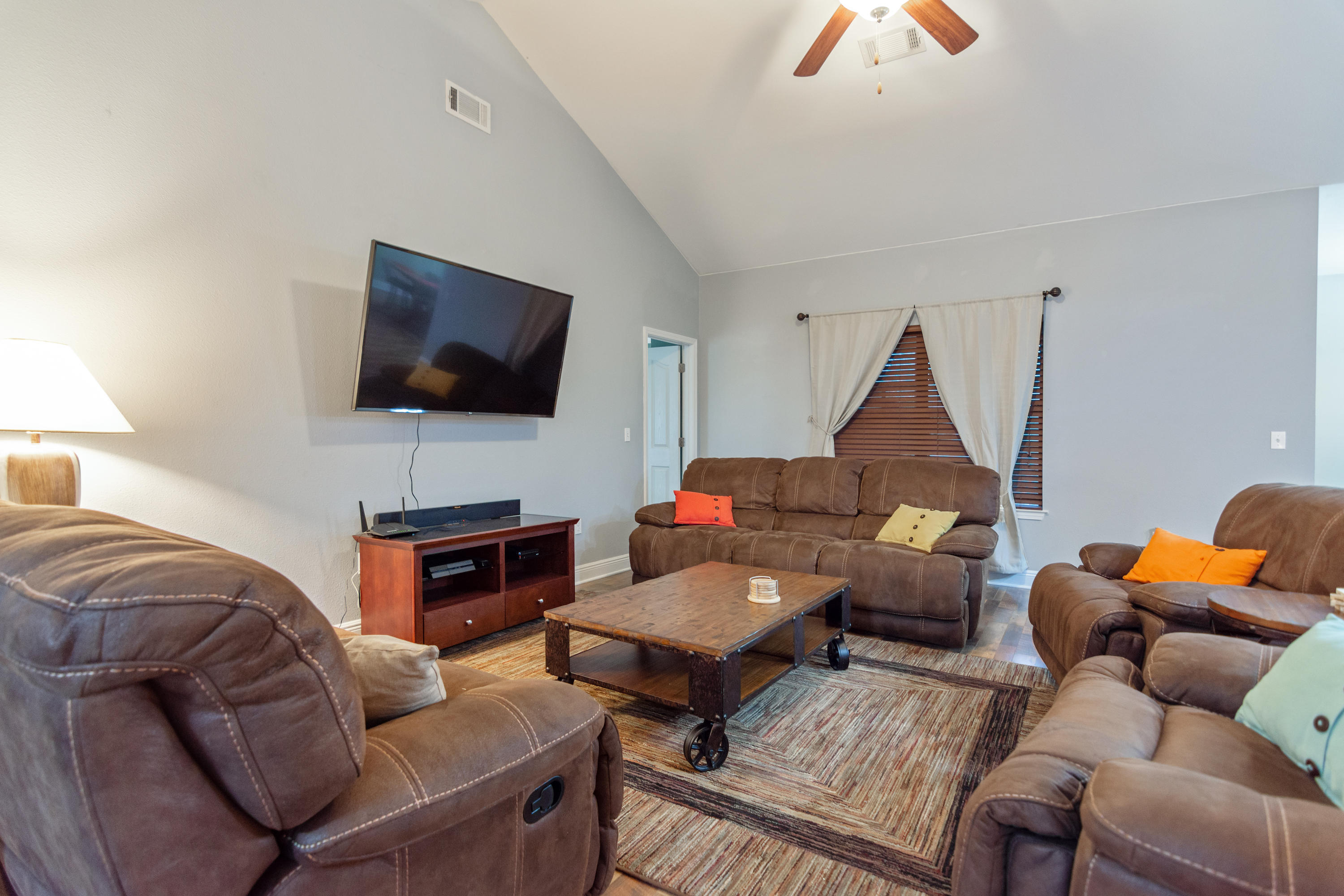 ROLLING RIDGE S/D - Residential