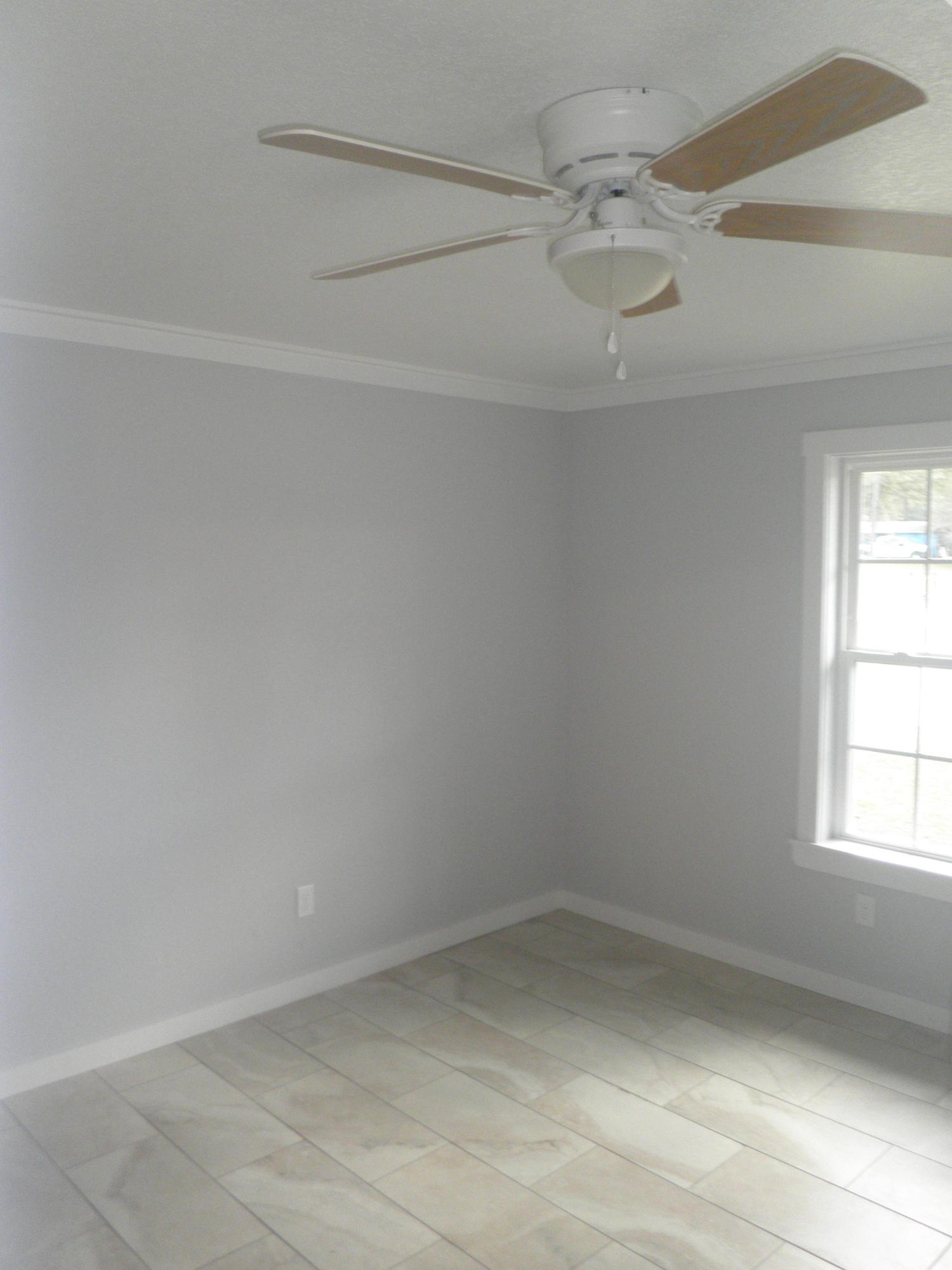 DEFUNIAK SPRINGS SOUTH ESTATES - Residential