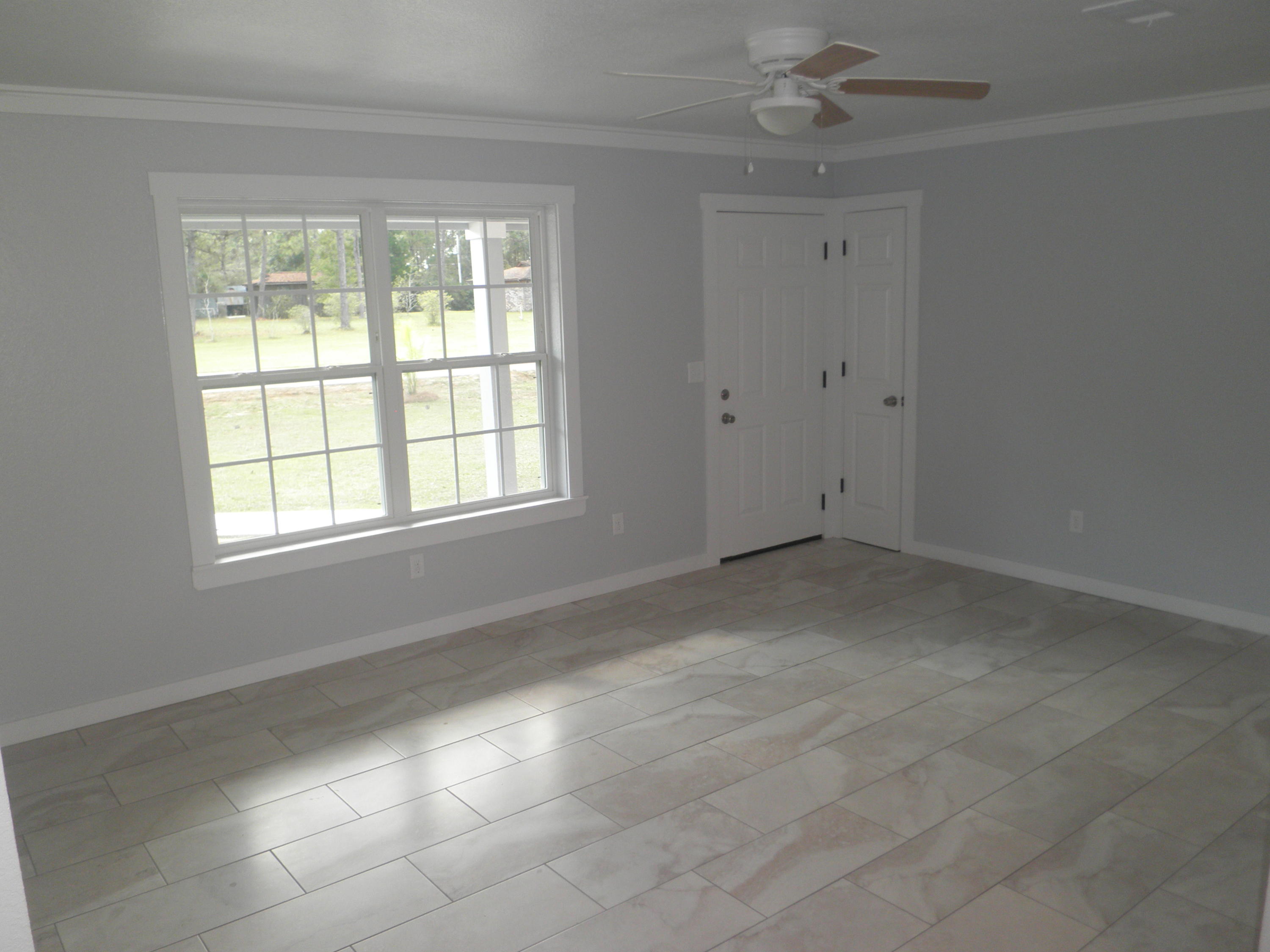 DEFUNIAK SPRINGS SOUTH ESTATES - Residential