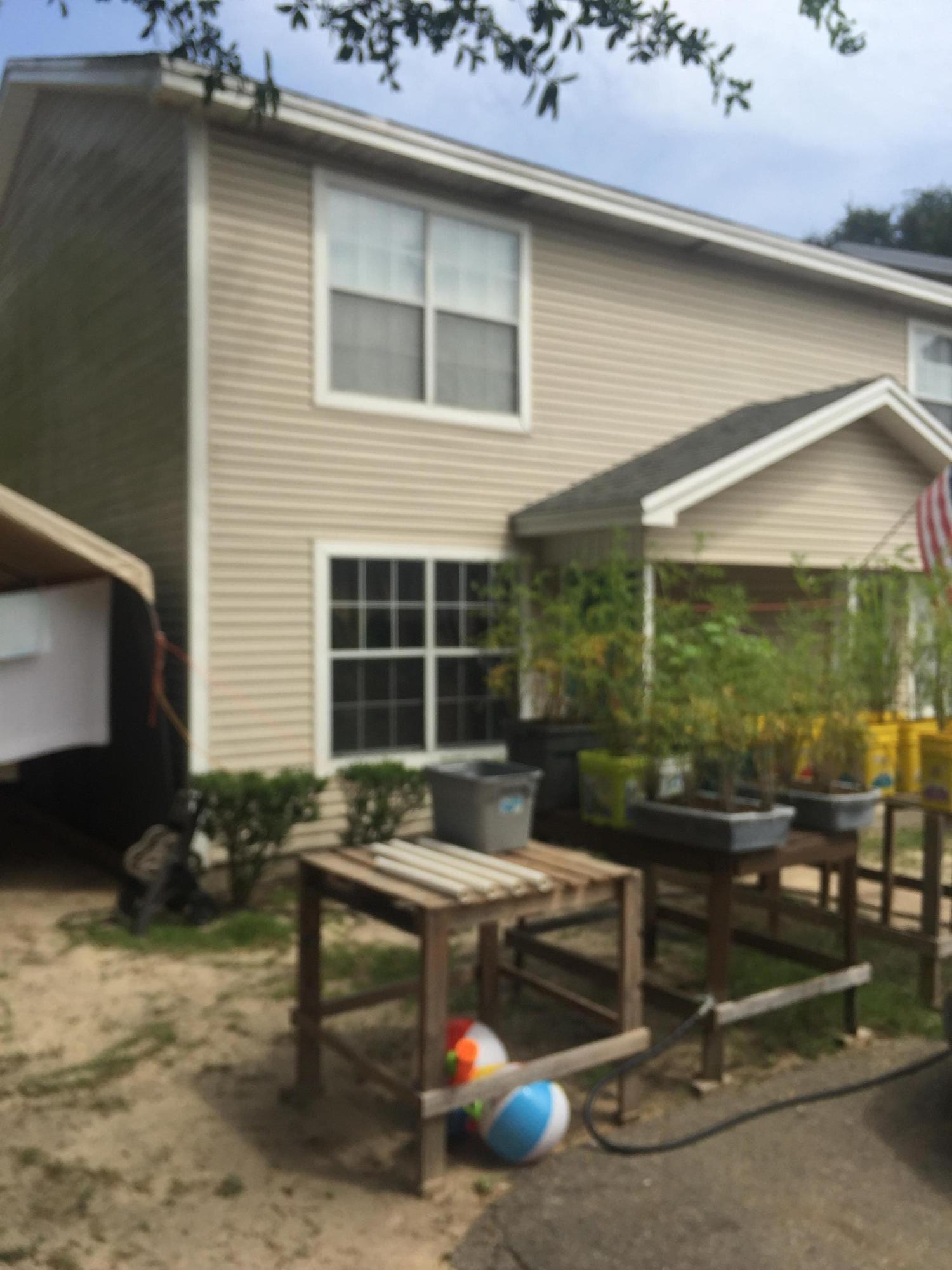 ROBSON T/H - Residential