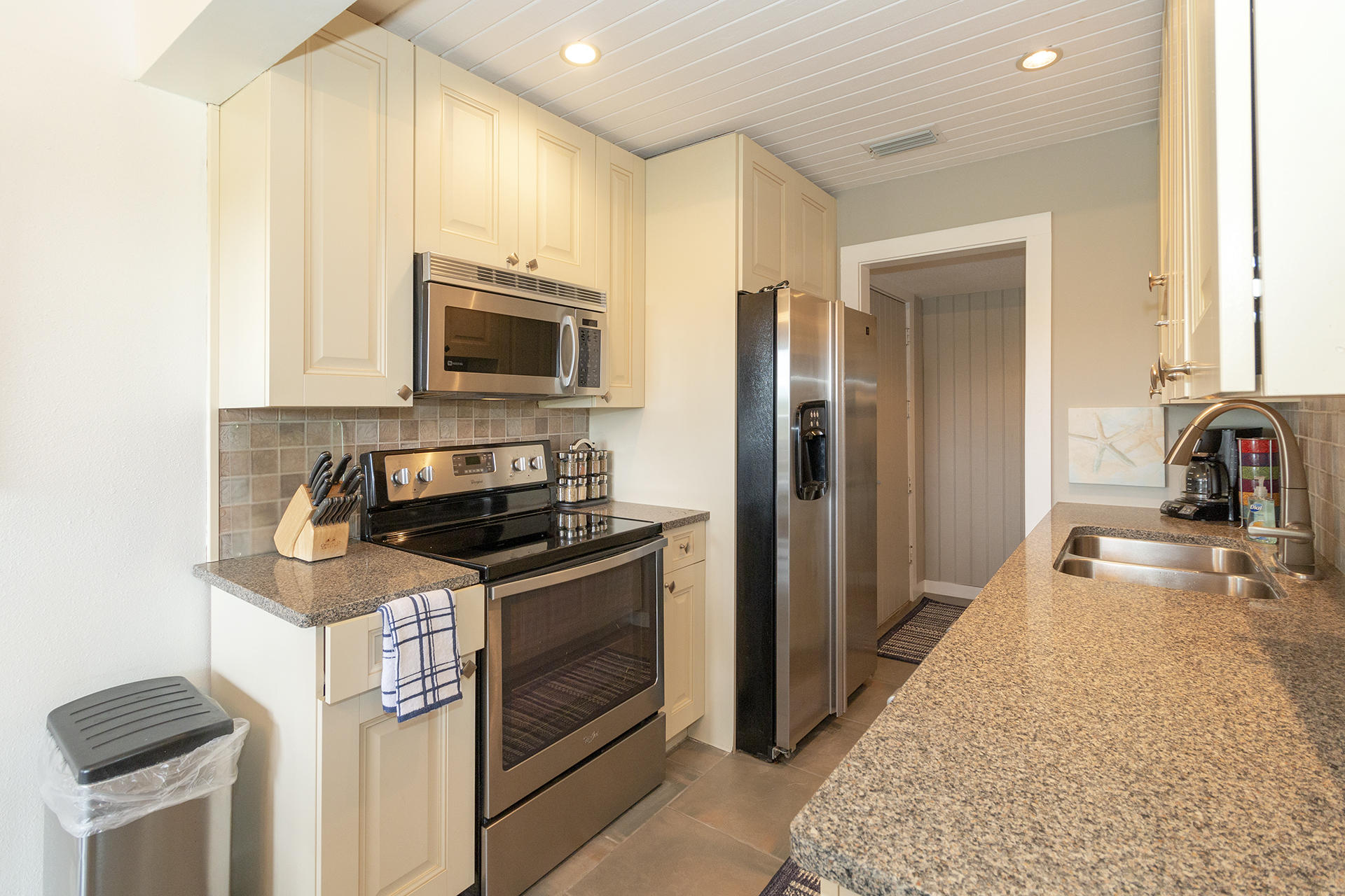 SEASCAPE CONDO GARDEN VILLA - Residential