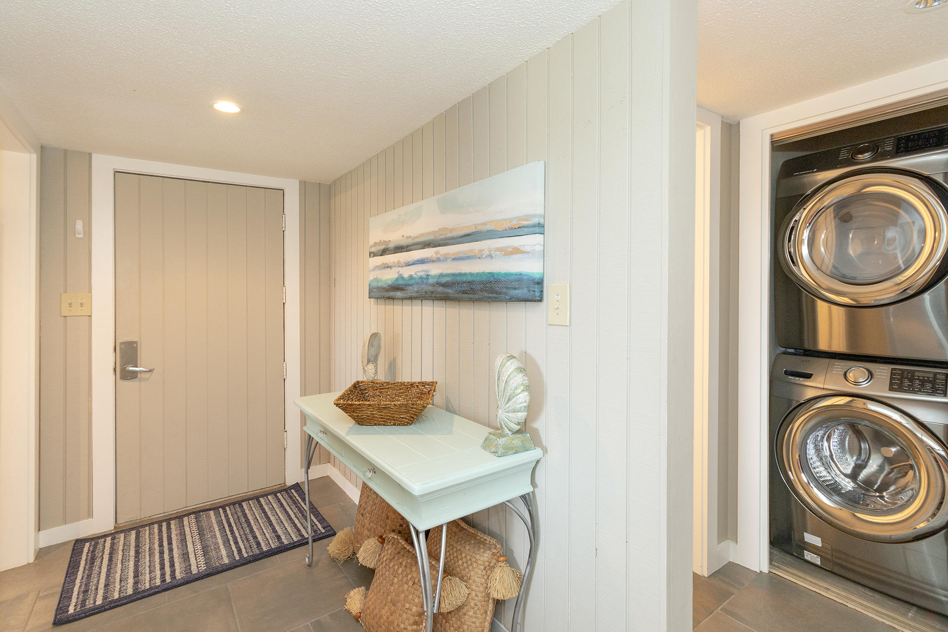 SEASCAPE CONDO GARDEN VILLA - Residential