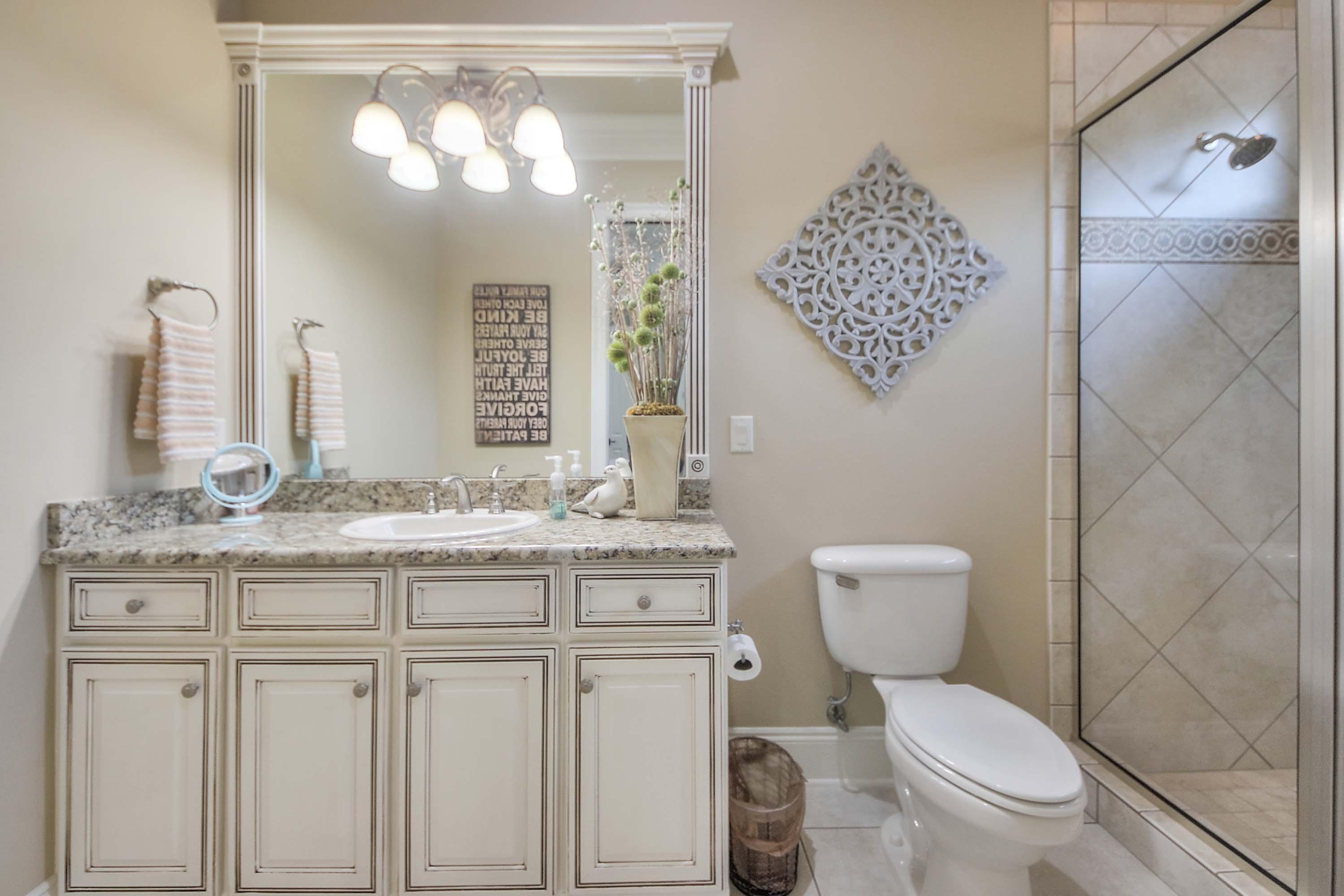 BURNT PINE - Residential