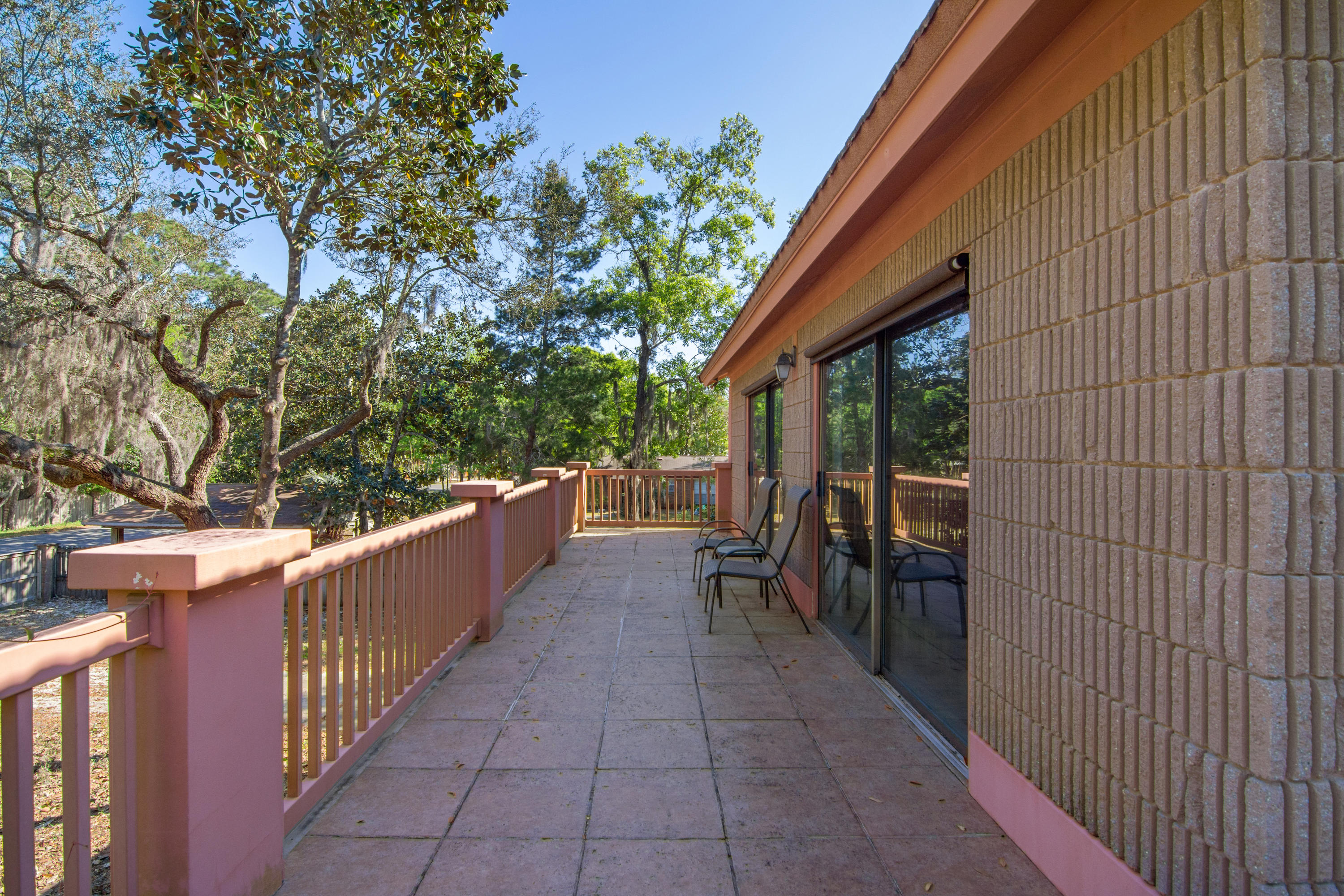 TURQUOISE BEACH 2ND ADDN - Residential