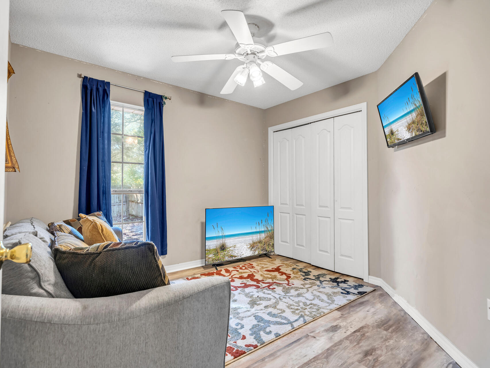 HOMESTEAD MANOR S/D - Residential