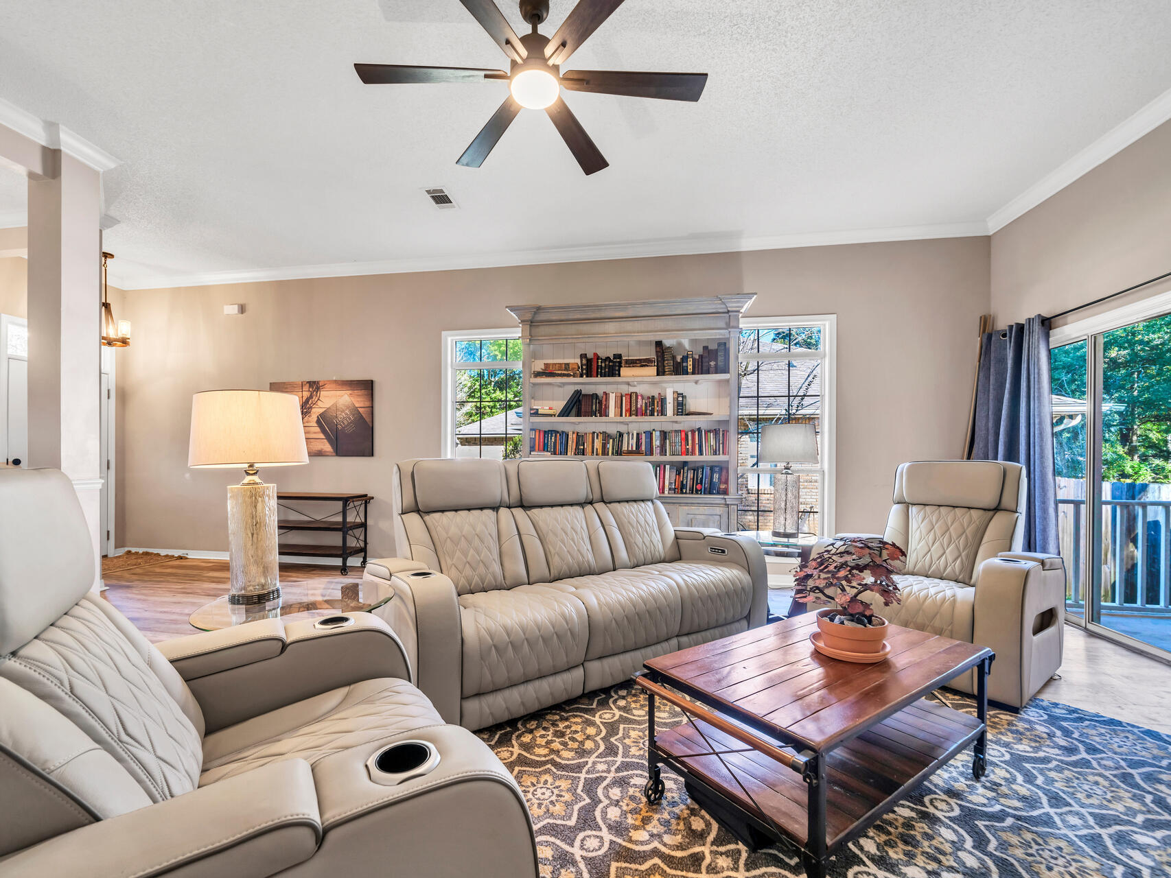 HOMESTEAD MANOR S/D - Residential