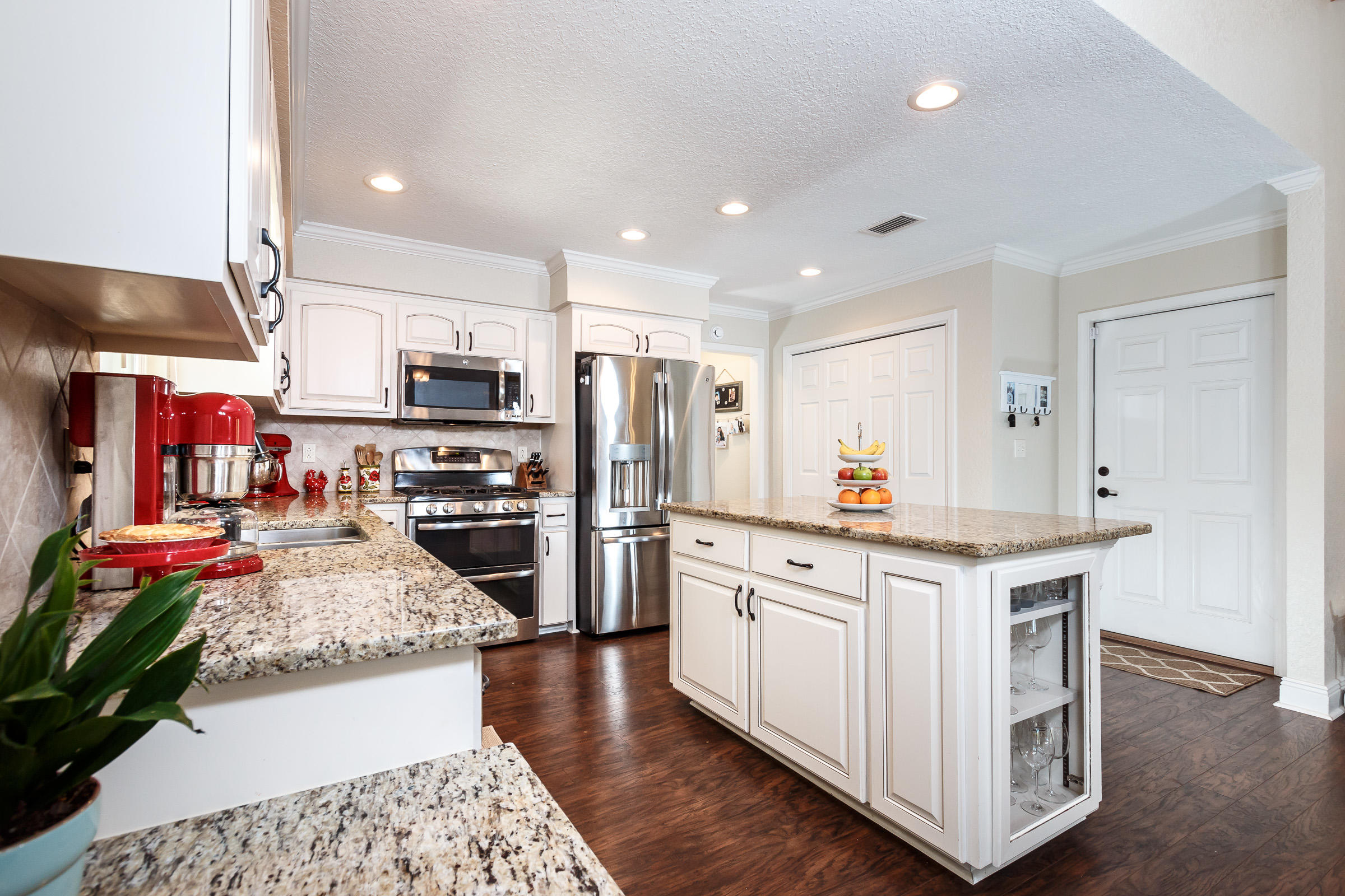 COLONY ESTATES - Residential