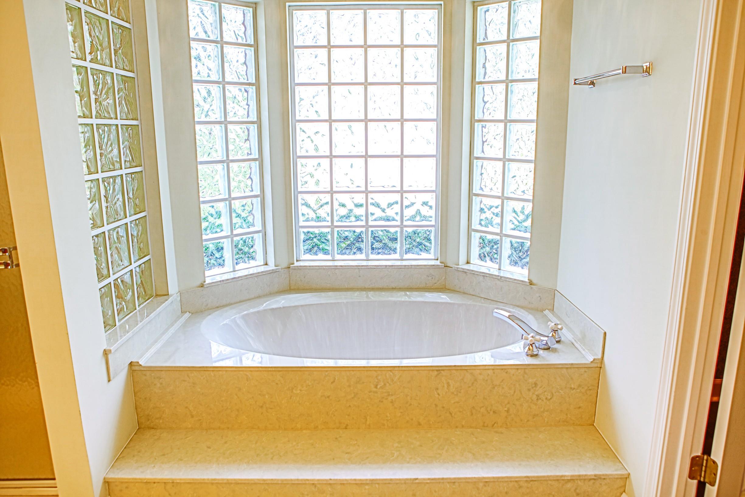 SHIRKS BAYOU - Residential