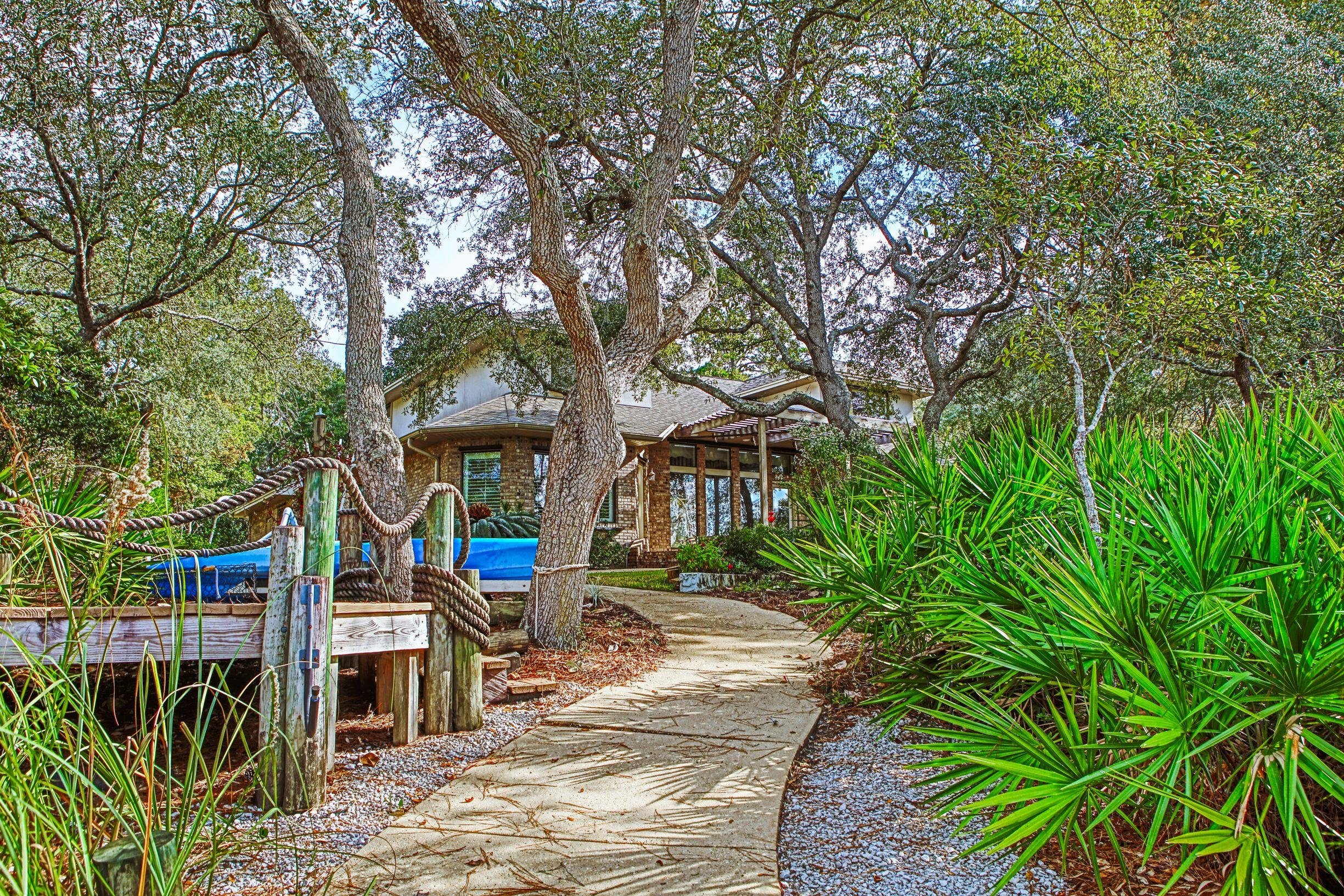 SHIRKS BAYOU - Residential