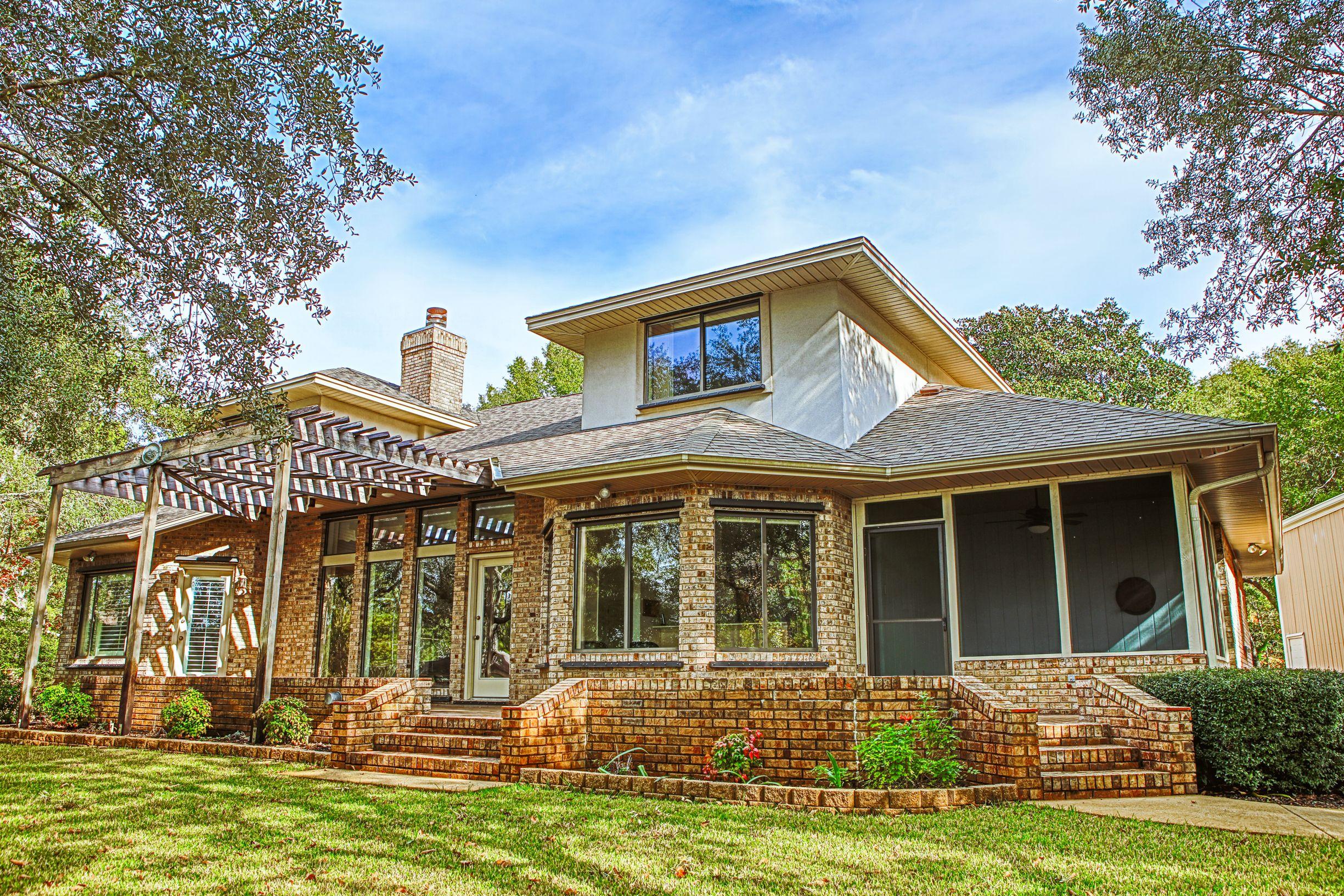 SHIRKS BAYOU - Residential