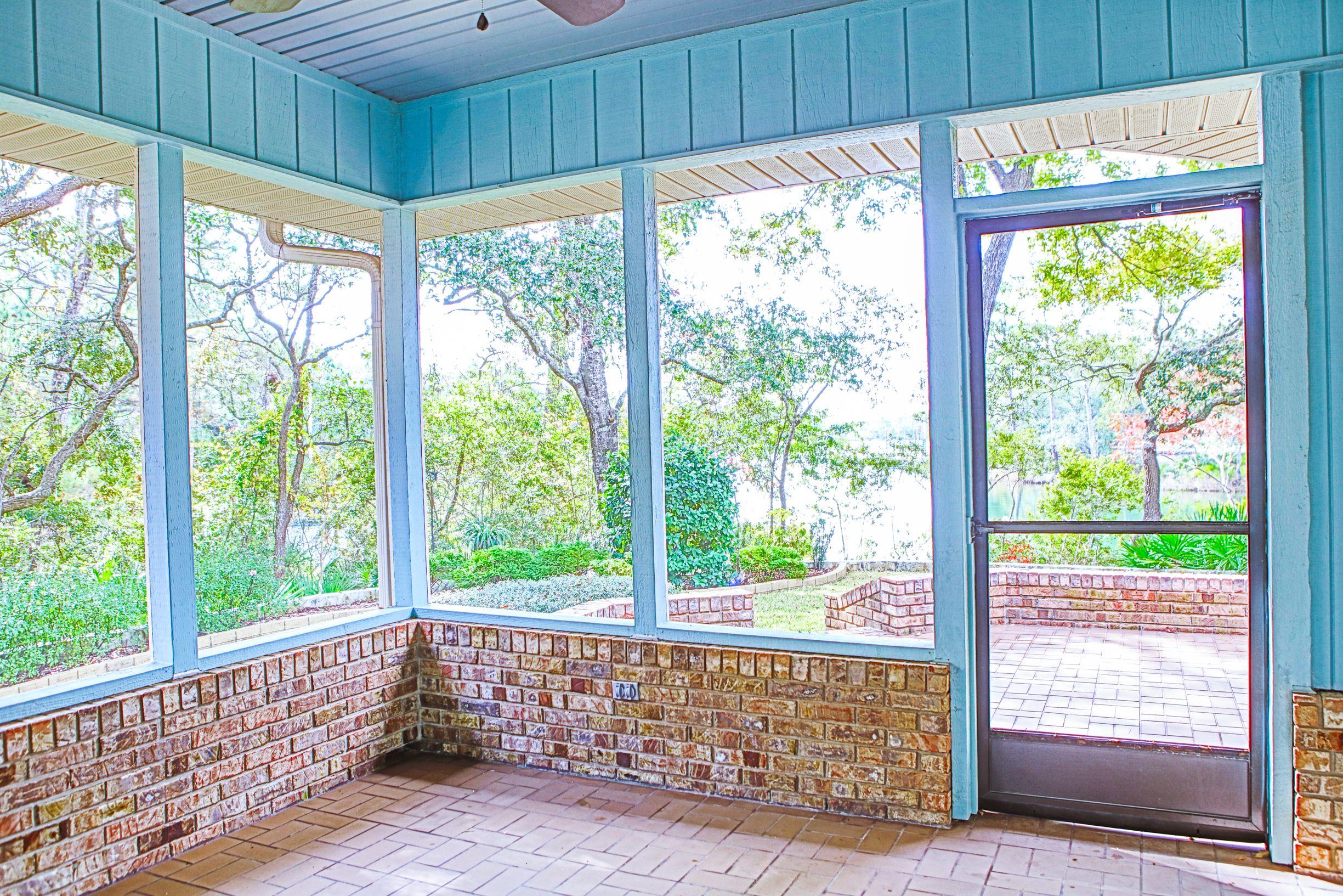 SHIRKS BAYOU - Residential