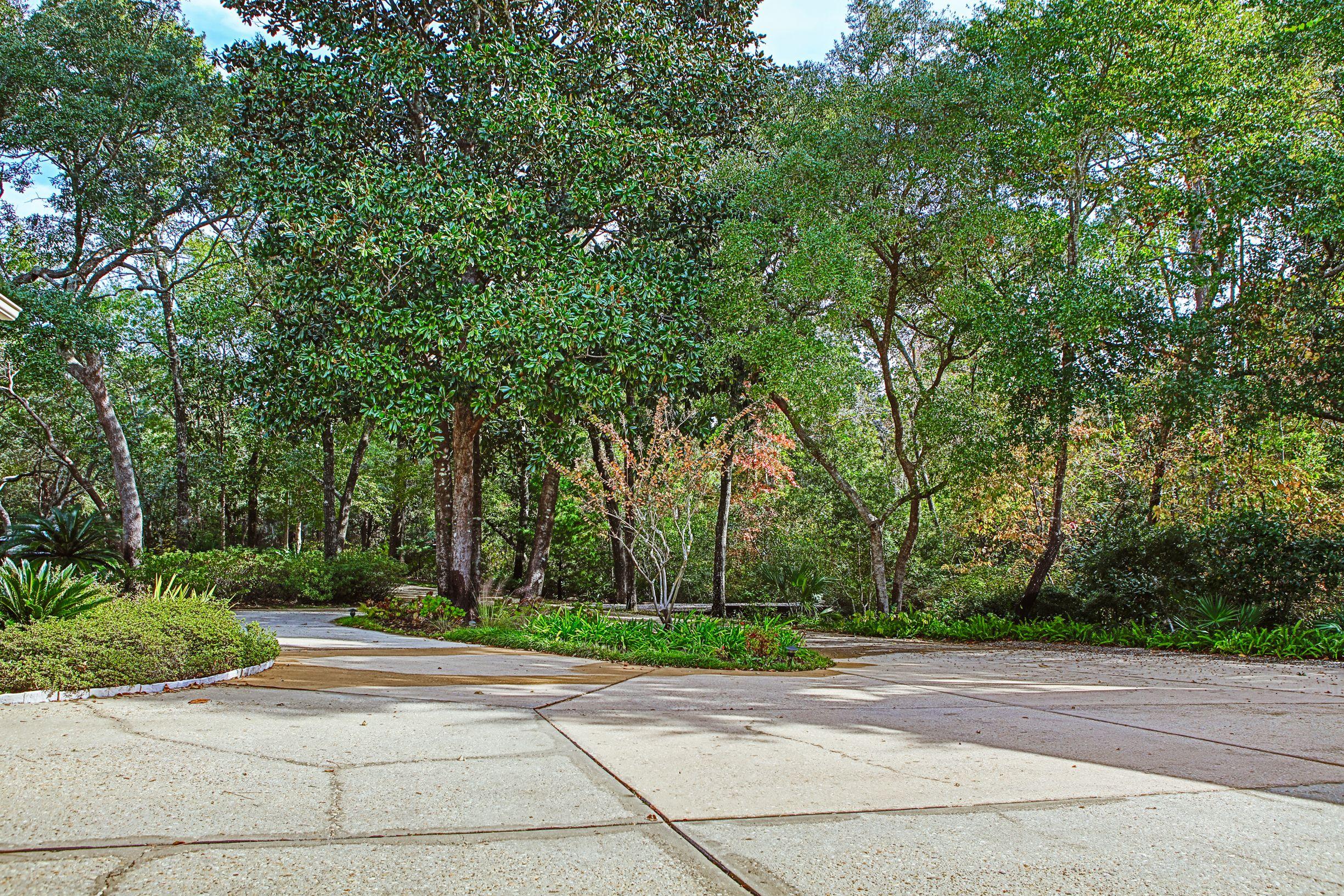 SHIRKS BAYOU - Residential