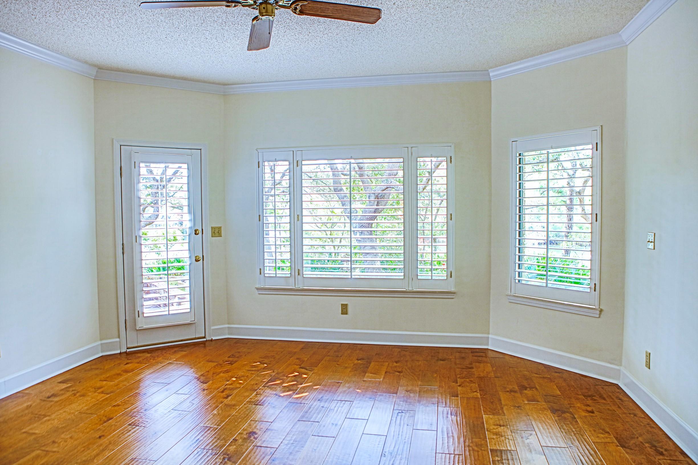 SHIRKS BAYOU - Residential