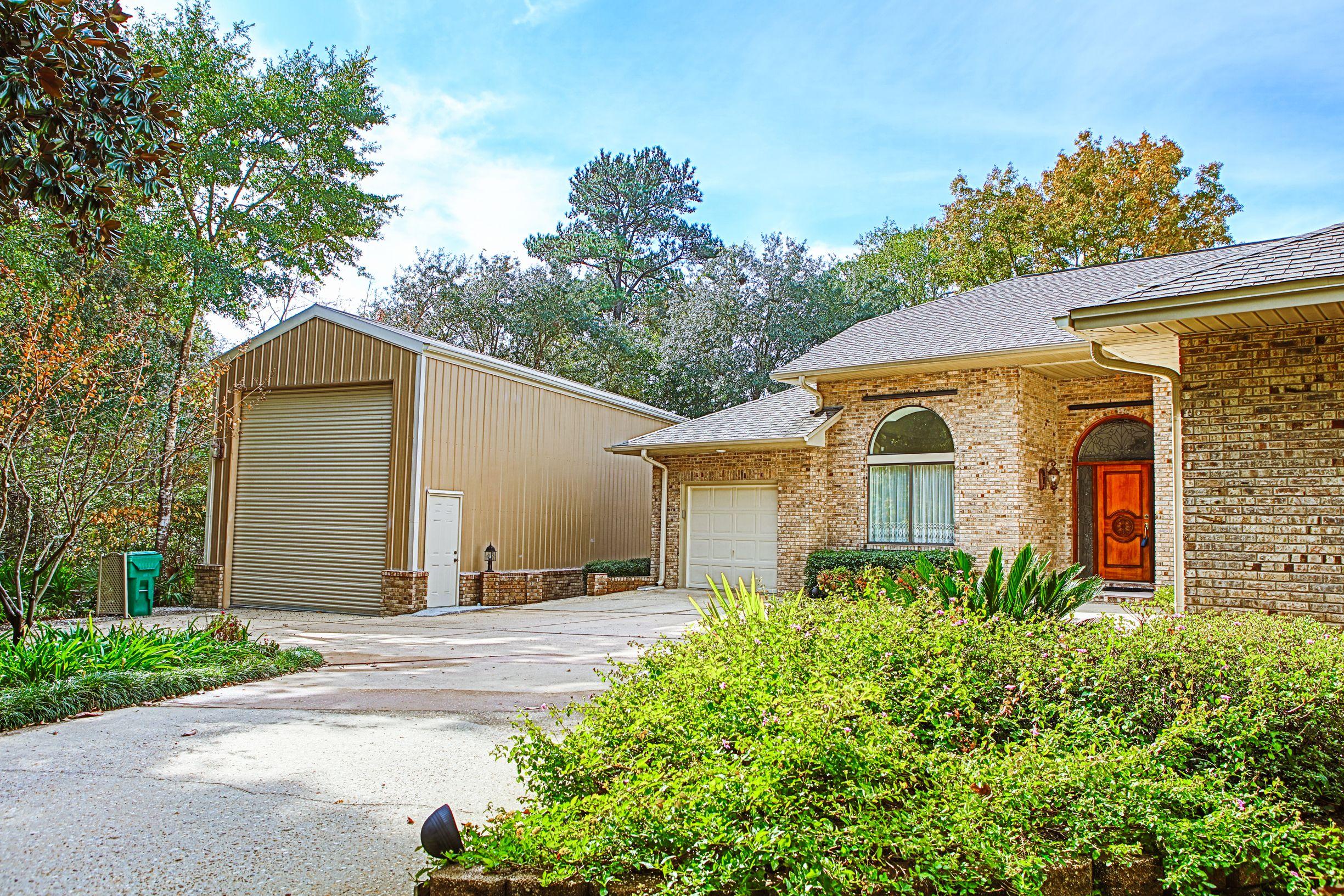 SHIRKS BAYOU - Residential