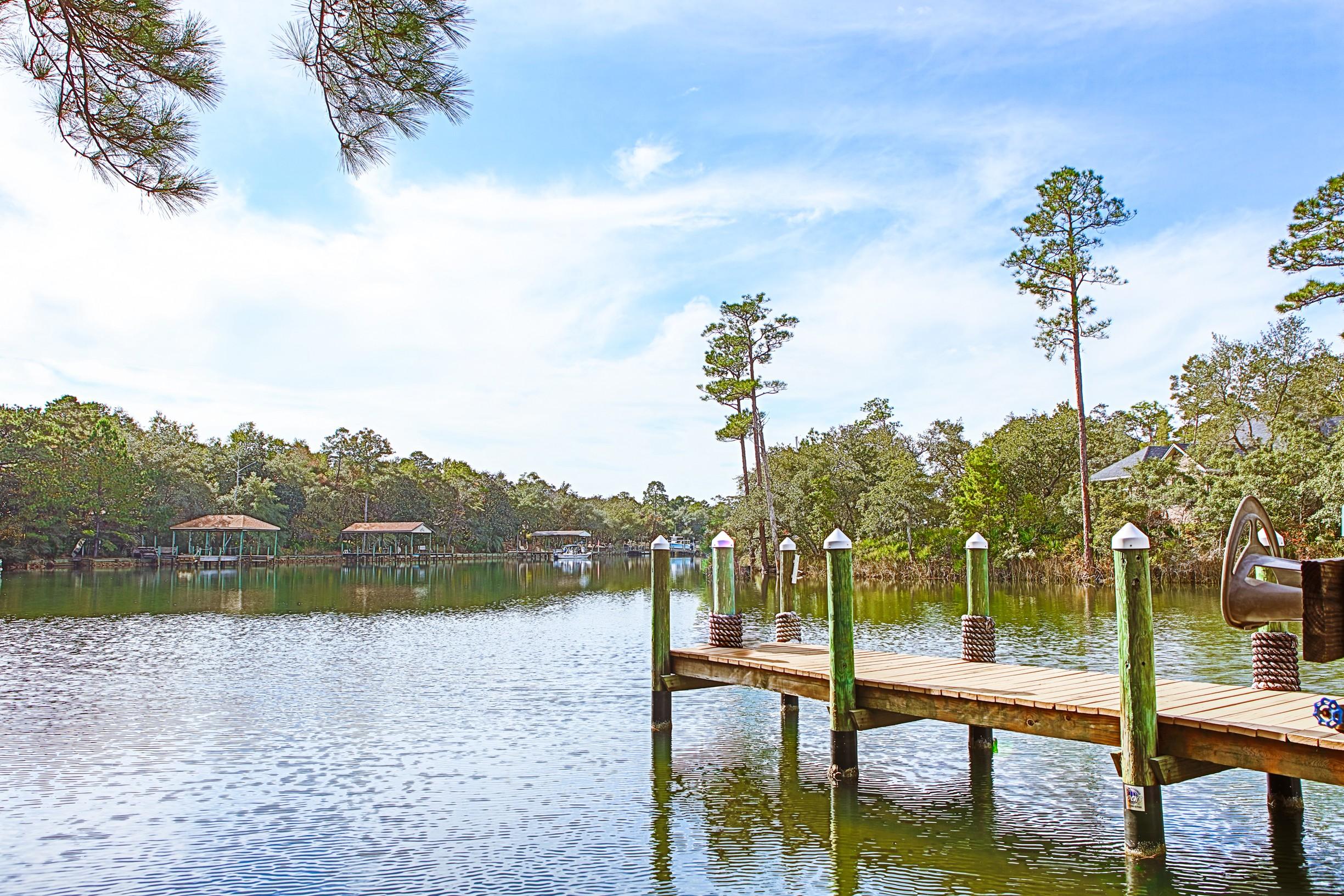 SHIRKS BAYOU - Residential