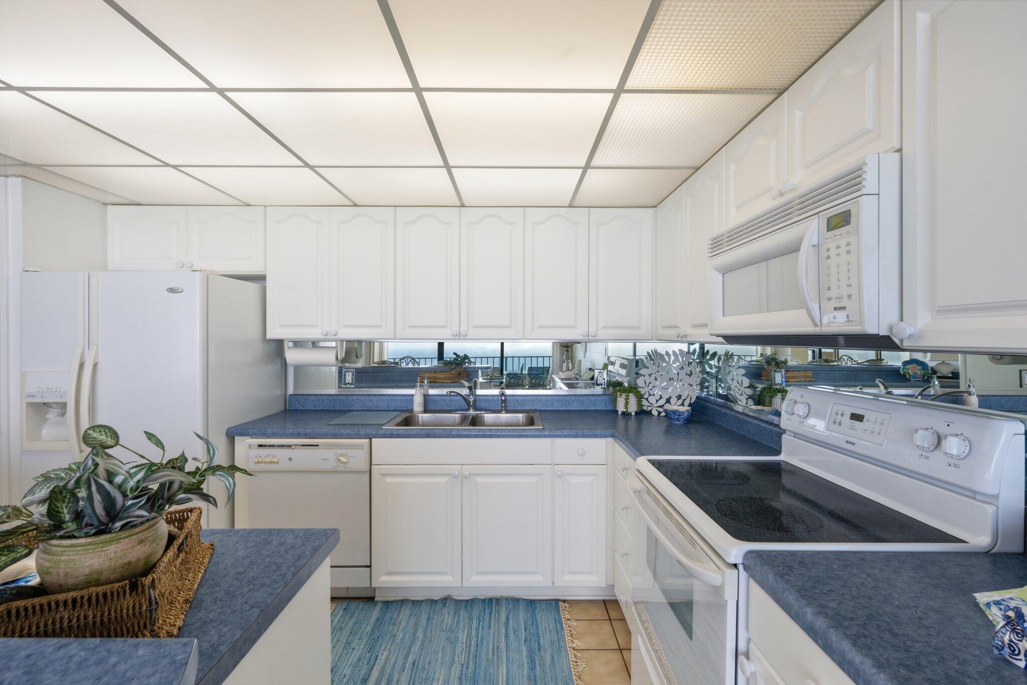 EDGEWATER TOWER 1A CONDO - Residential