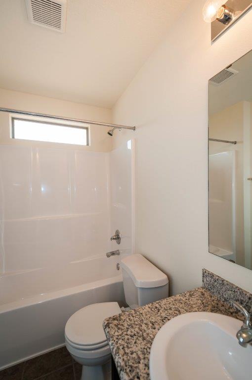 SILVER SPRINGS EST - Residential