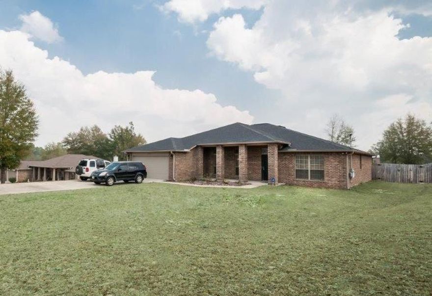 BEAUTIFUL HOME ON OVER HALF AN ACRE IN SILVER SPRINGS ESTATES WITH EXTENSIVE BACKYARD! THIS LOVELY BRICK HOME FEATURES AN OPEN FLOOR PLAN WITH 10 FT CEILINGS AND UPGRADES THROUGHOUT. SPACIOUS KITCHEN WITH ELEGANT DARK MAHOGANY COLORED CABINETRY WITH ALL STAINLESS FIXTURES AND PULLS, HIGH END GRANITE COUNTERTOPS, BUILT IN UTILITY ISLAND, LARGE BREAKFAST BAR, WALK IN PANTRY AND STAINLESS STEEL UNDER MOUNT SINK, MICROWAVE, DISHWASHER AND STOVE. CERAMIC TILE IN ALL COMMON AREAS OF HOME AND BATHROOMS. UPGRADED CARPET IN ALL THE BEDROOMS AND THE STUDY. DOUBLE FRENCH DOORS LEADING INTO DINING ROOM FROM THE KITCHEN, AS WELL AS THE ENTRANCE OF THE STUDY. THE HUGE BACK YARD INCLUDES A NEW 10X22 VINYL TIN ROOF SHED.